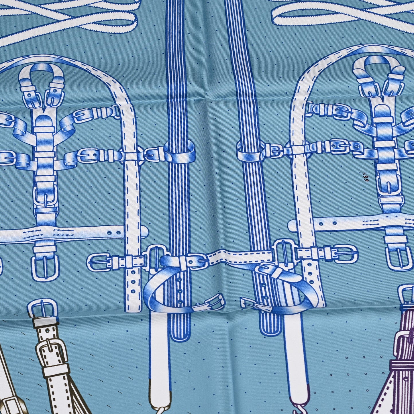 Silk Harnais De Timon Scarf 90 Bleu Glacier Bordeaux