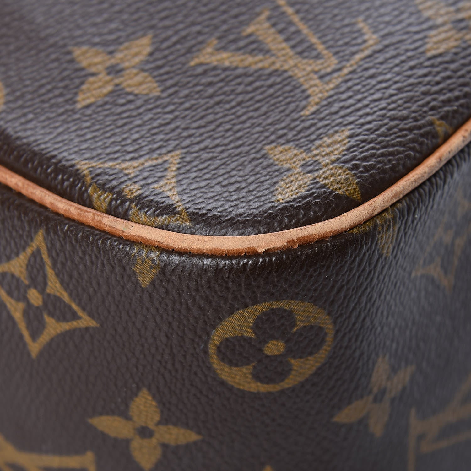Louis Vuitton Monogram Excentri-Cite 17 of 18