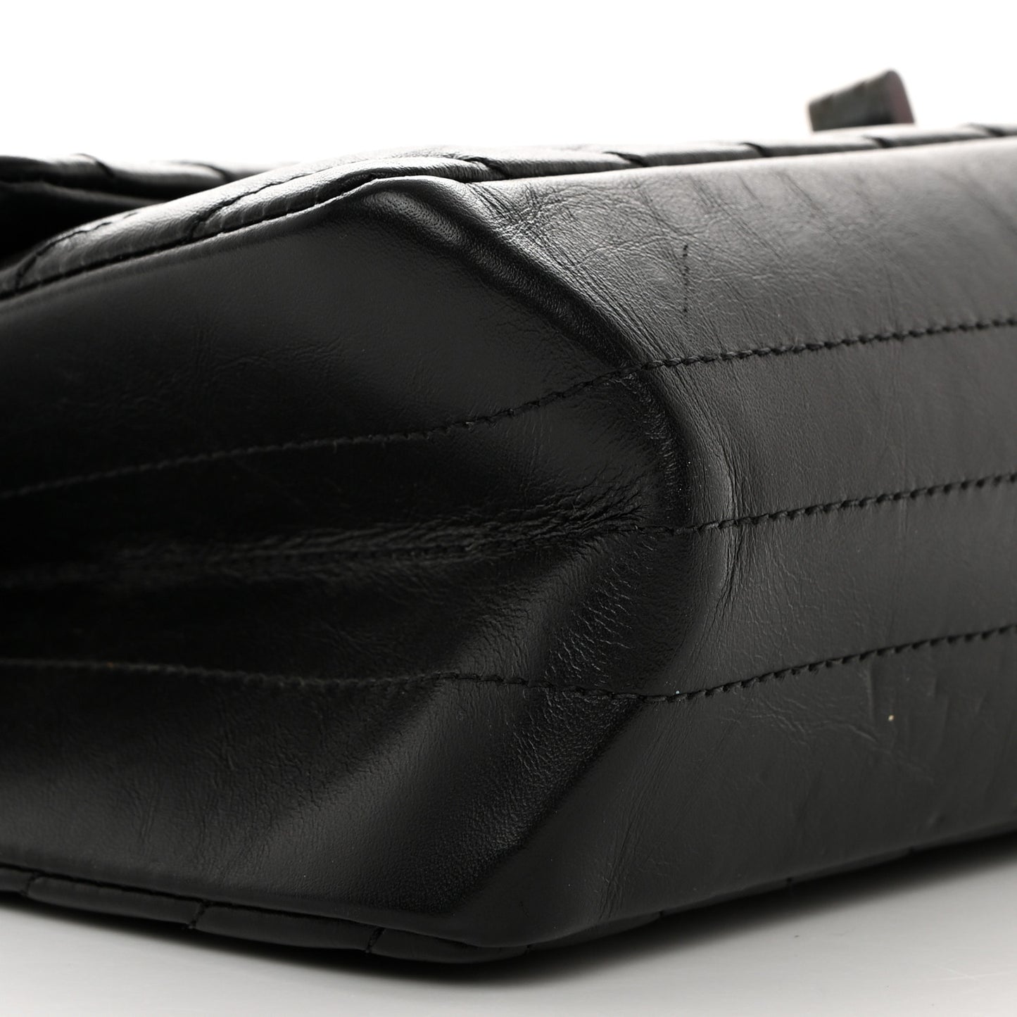 Aged Calfskin Chevron Quilted 2.55 Reissue 226 So Black