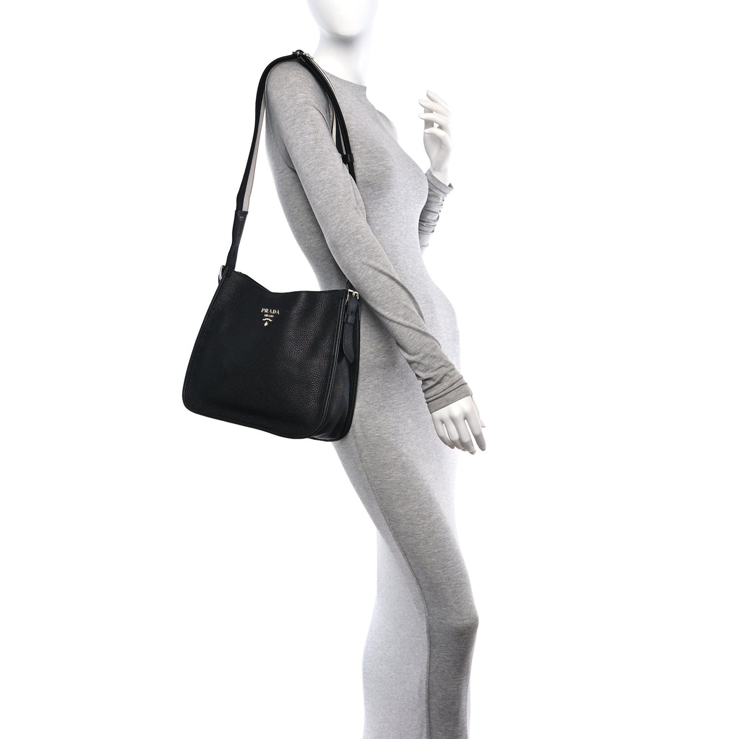Vitello Daino Soft Hobo Messenger Bag Black