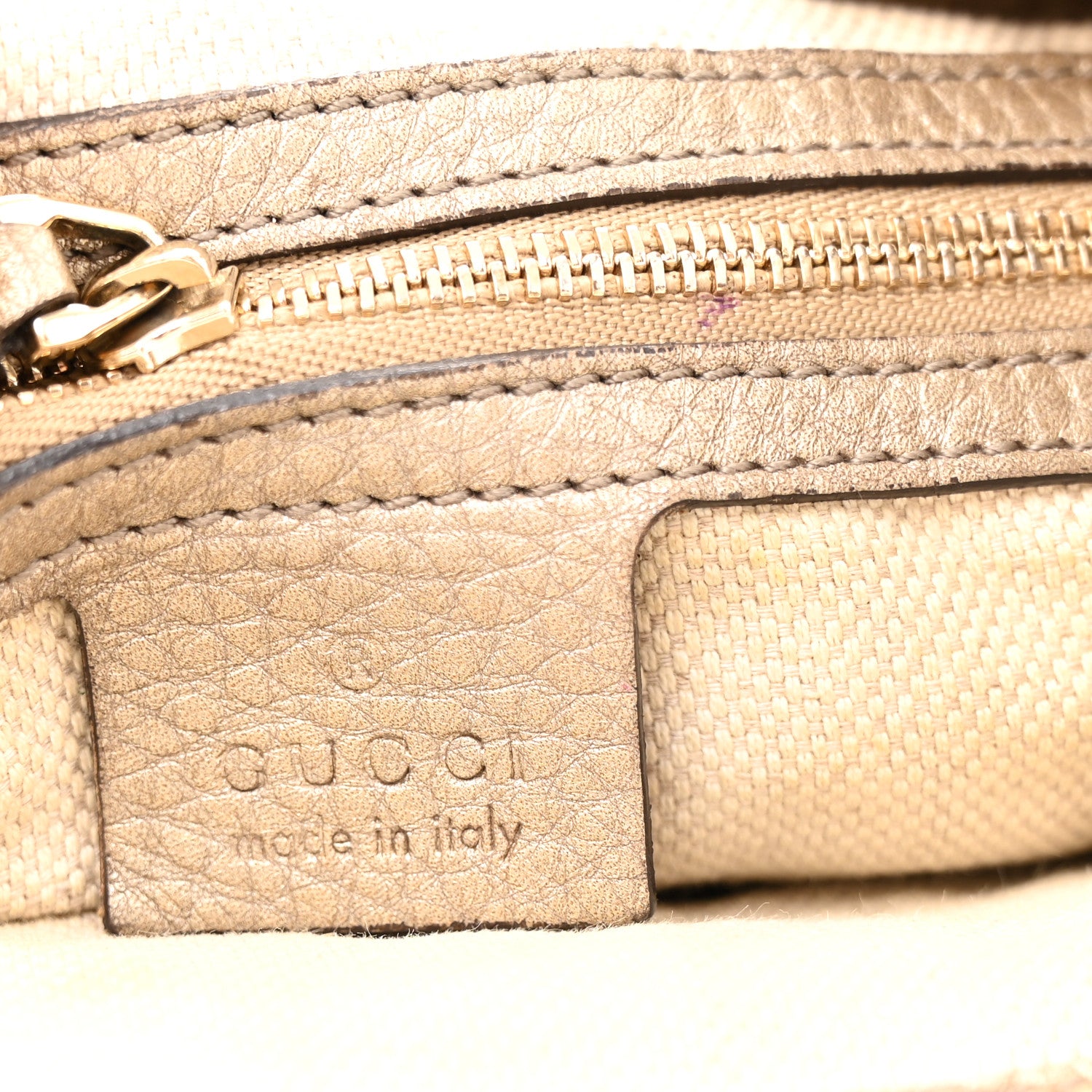 Gucci Metallic Pebbled Calfskin Medium Soho Chain Shoulder Bag Golden Beige 6 of 15