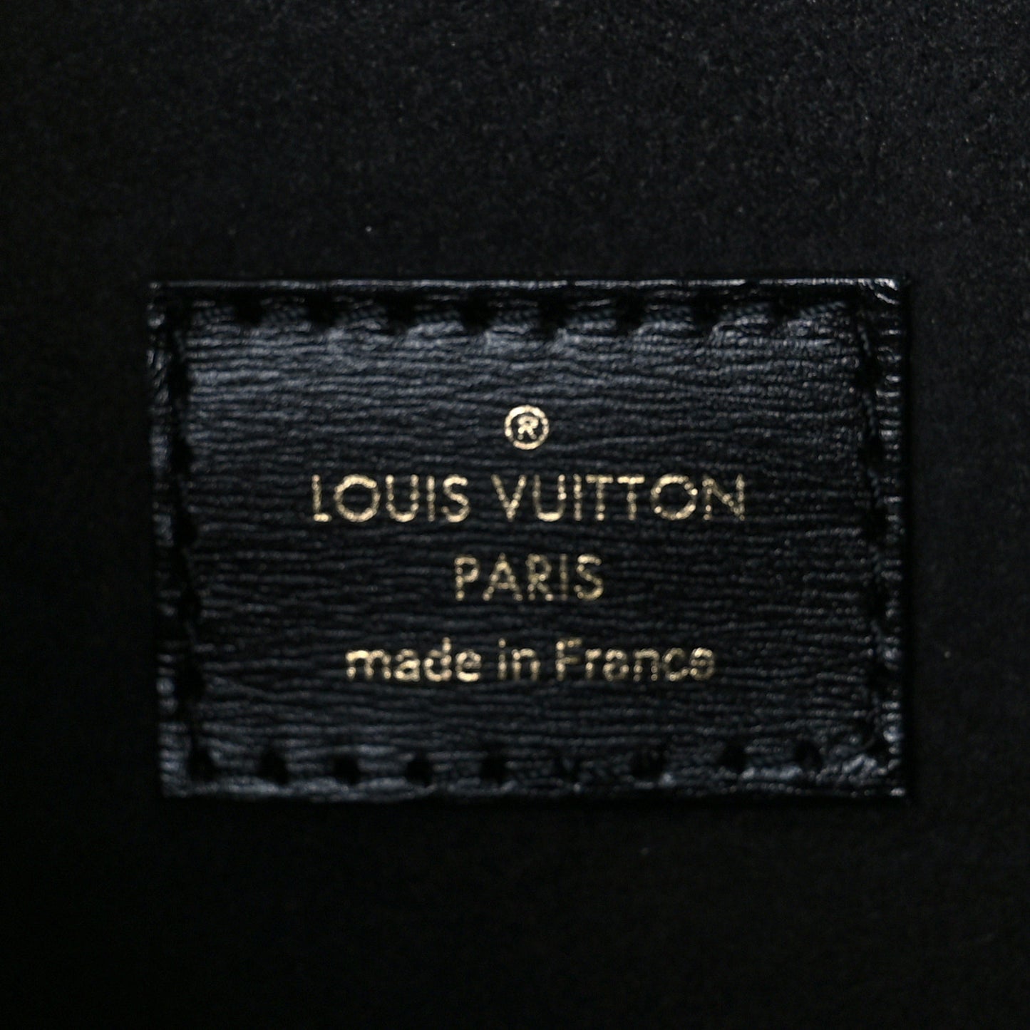 Reverse Monogram Pochette Metis