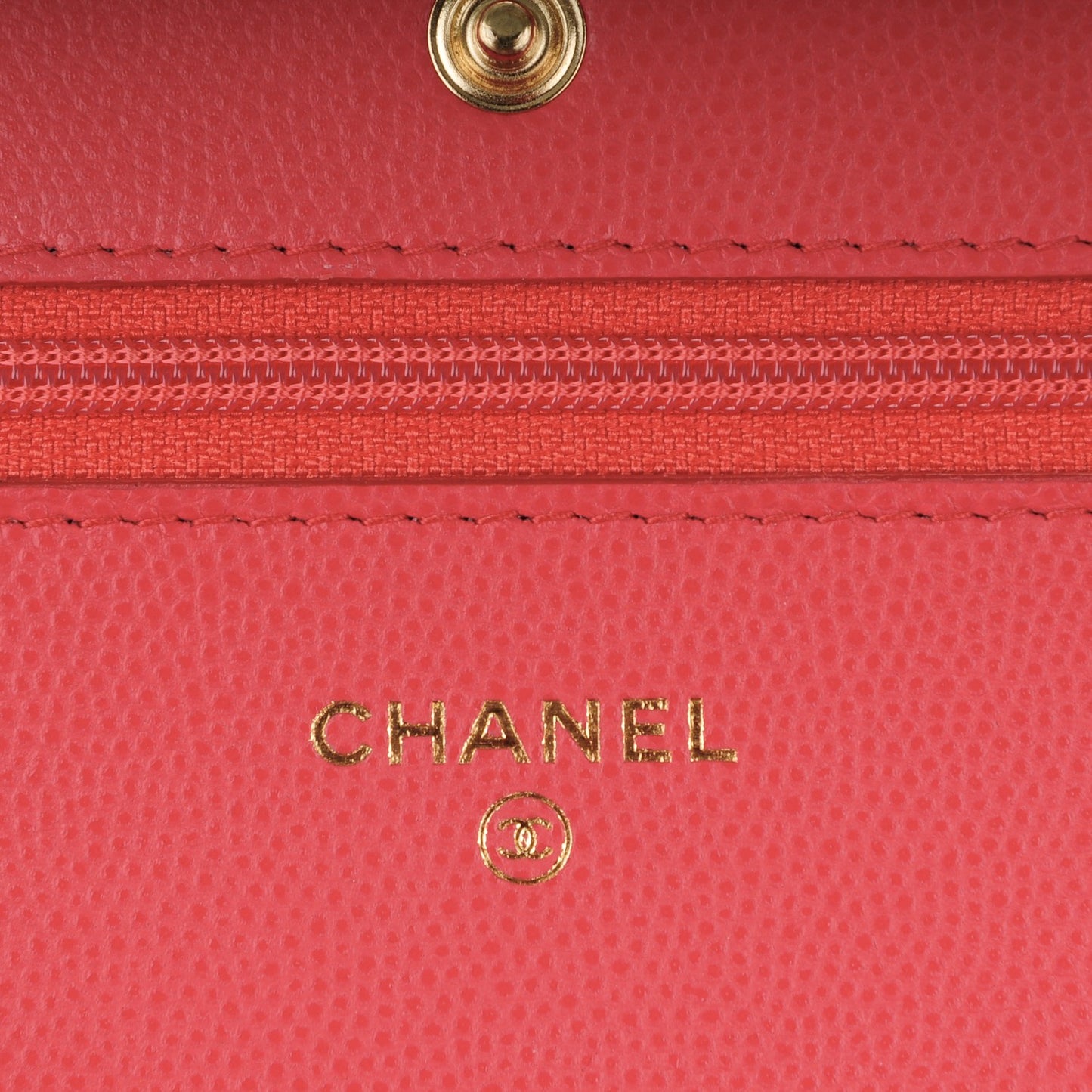 Caviar Quilted Wallet On Chain WOC Dark Pink