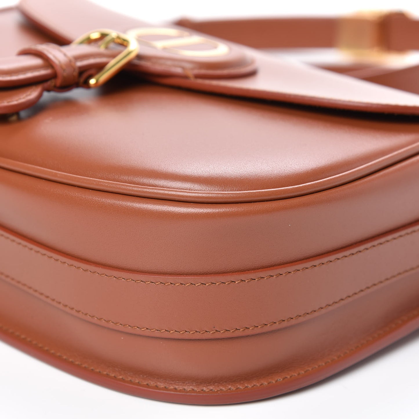 Box Calfskin Medium Bobby Flap Dark Tan
