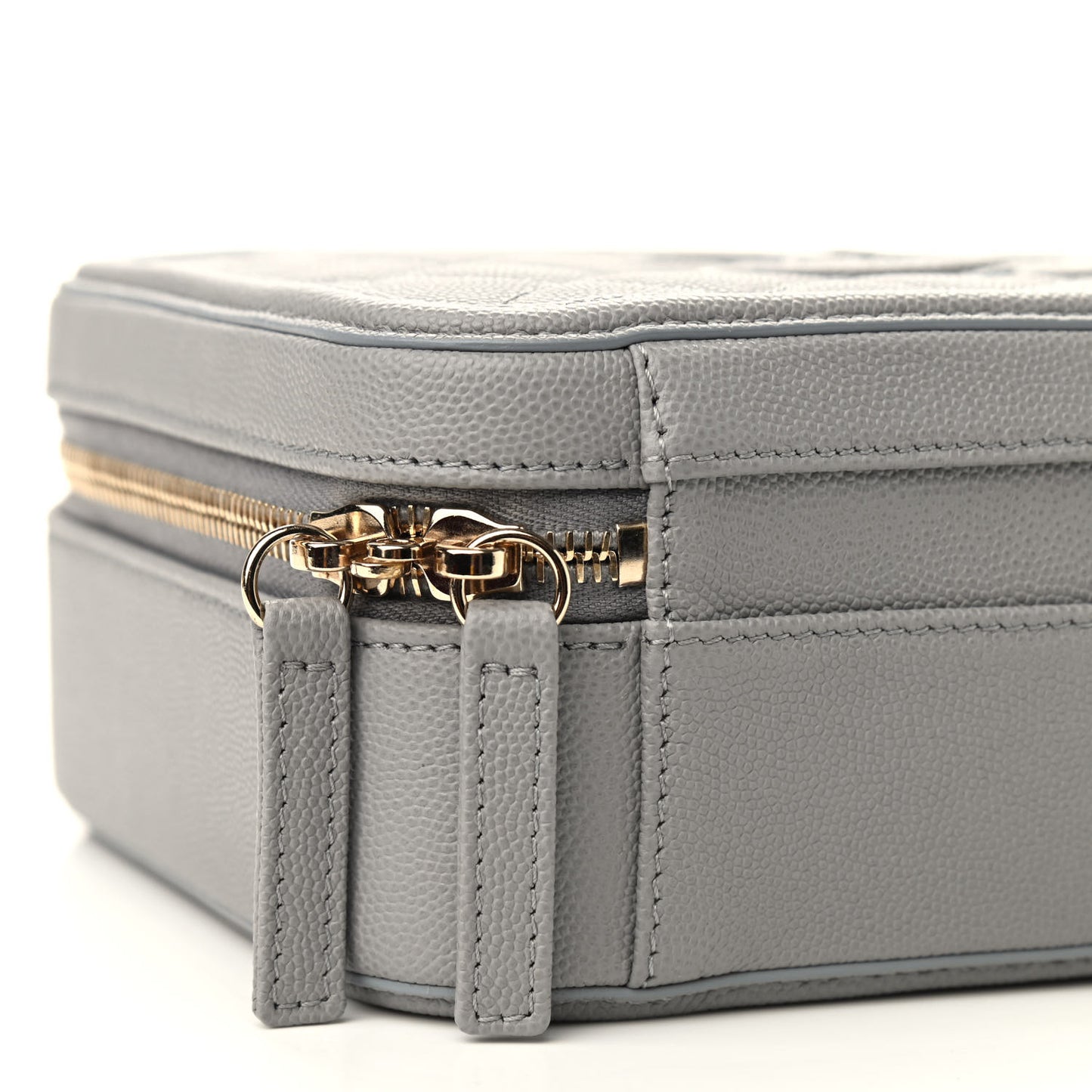 Caviar Quilted Medium CC Filigree Vanity Case Grey