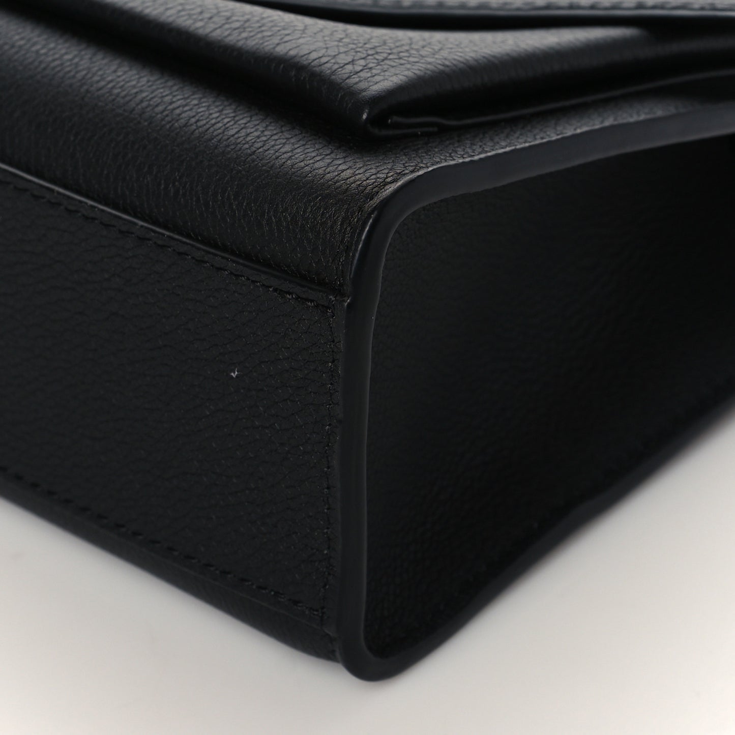 Soft Calfskin Mylockme Chain Bag BB Black