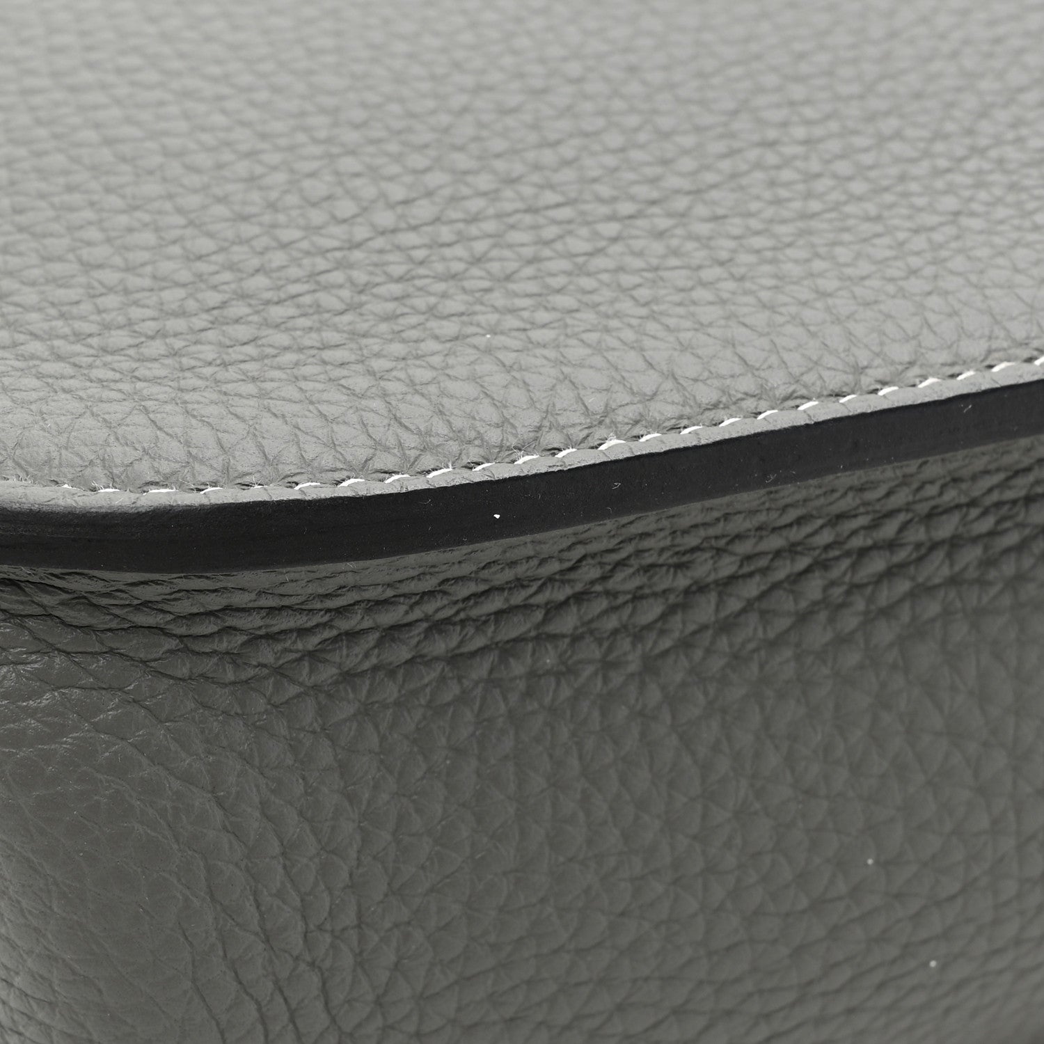 Hermes Taurillon Clemence Halzan 31 GM Gris Meyer 9 of 10