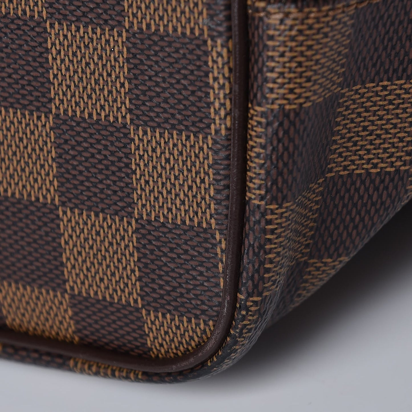 Damier Ebene Saleya PM