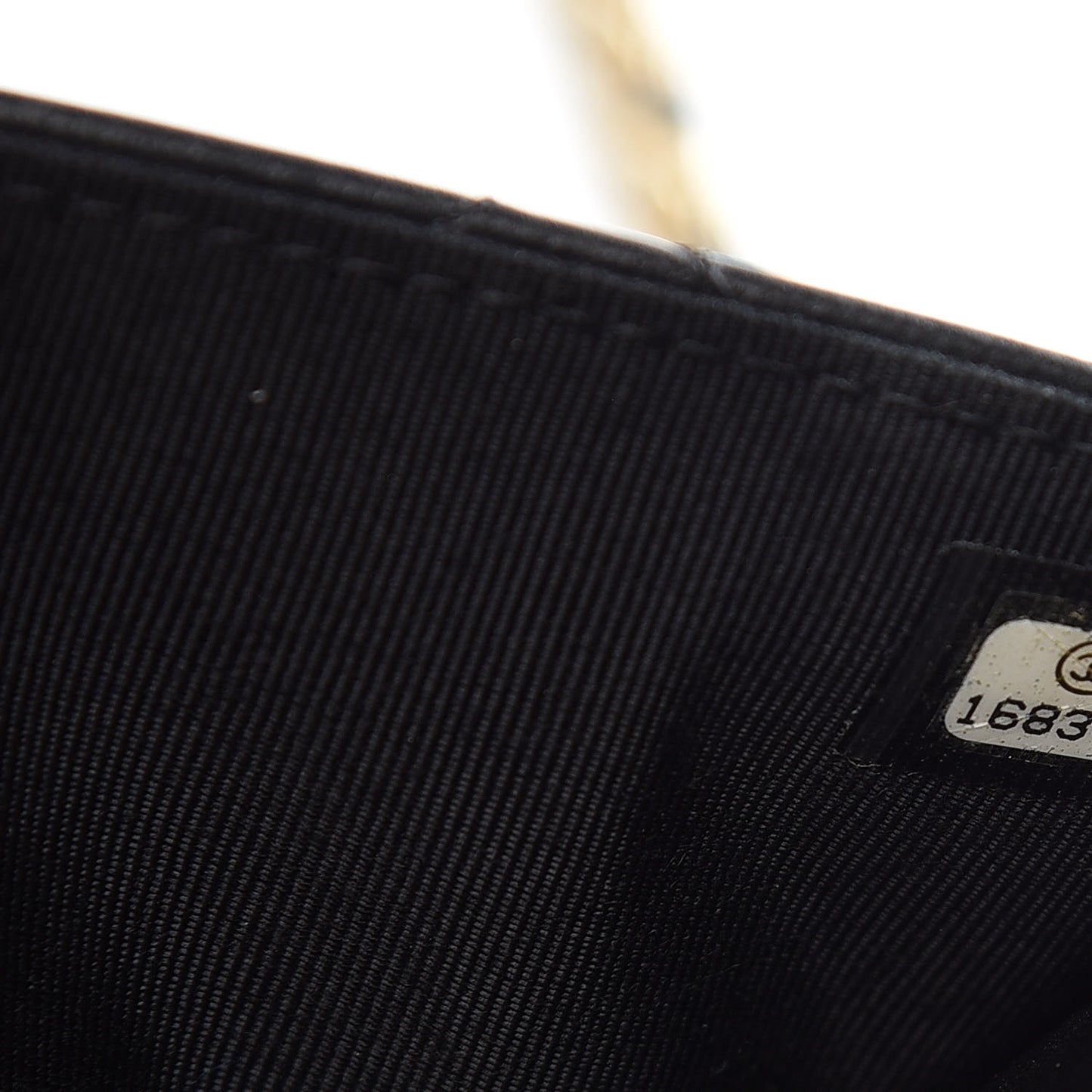 Lambskin Quilted Wallet On Chain WOC Black