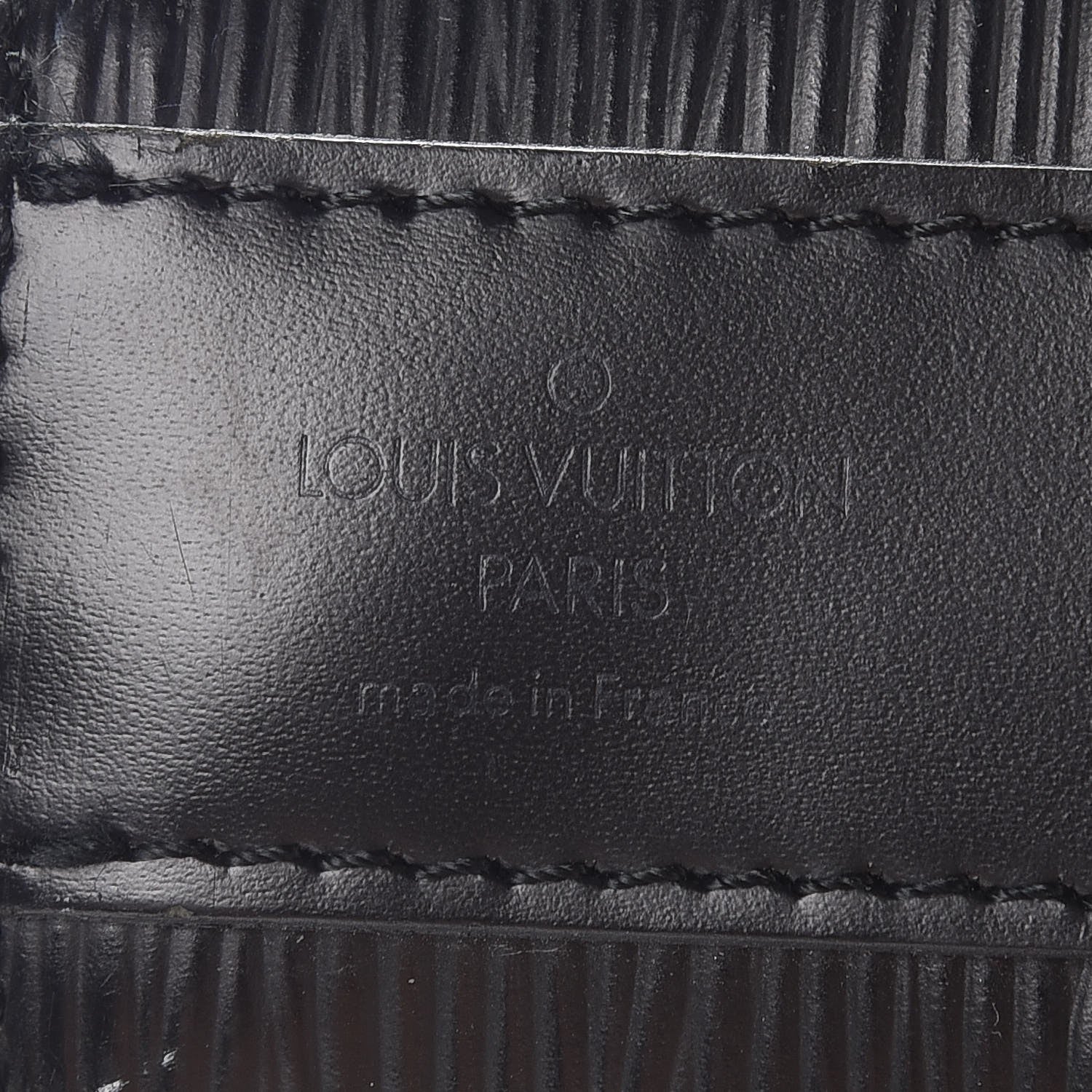 Louis Vuitton Epi Sac D'Epaule Black 19 of 21