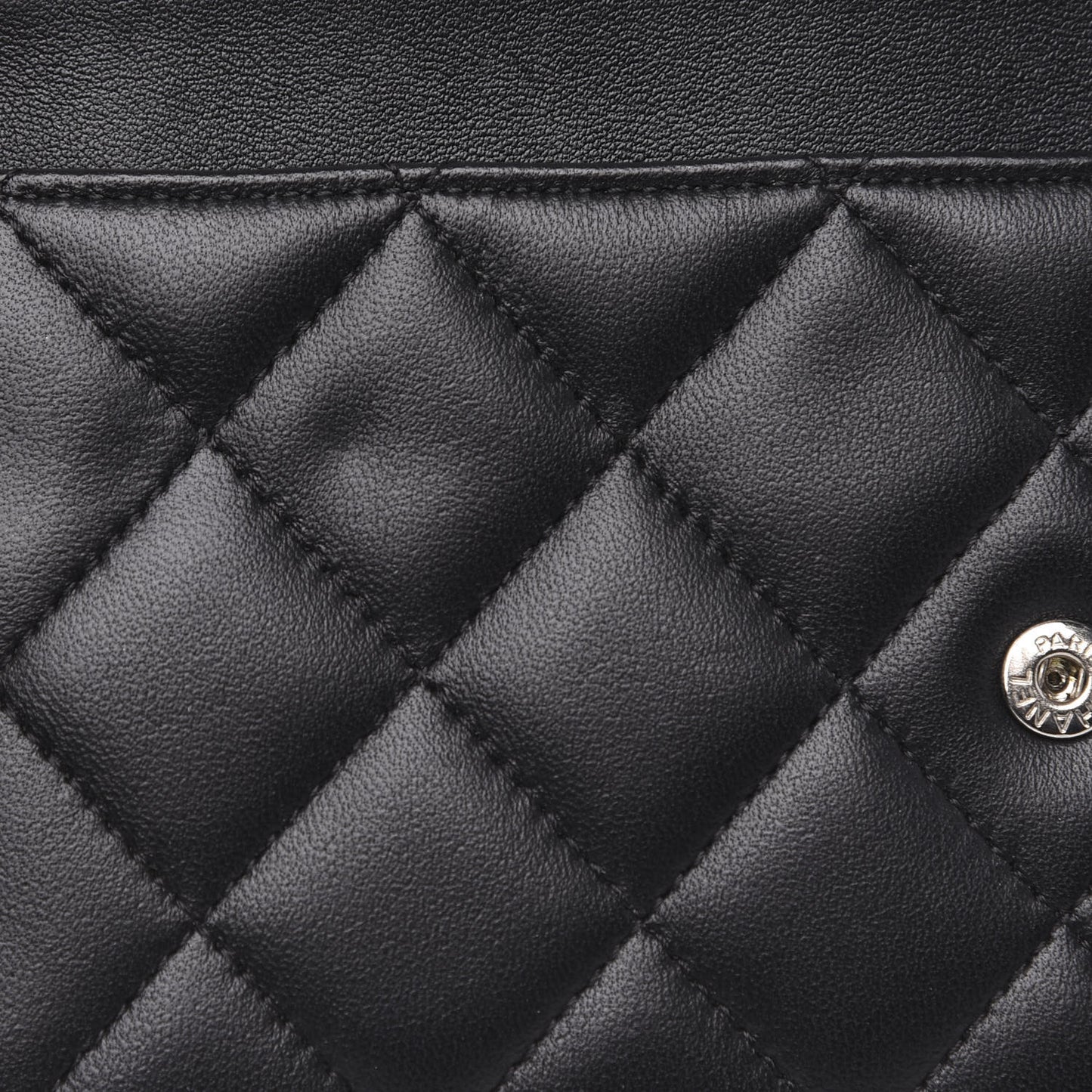 Lambskin Quilted Wallet On Chain WOC Black