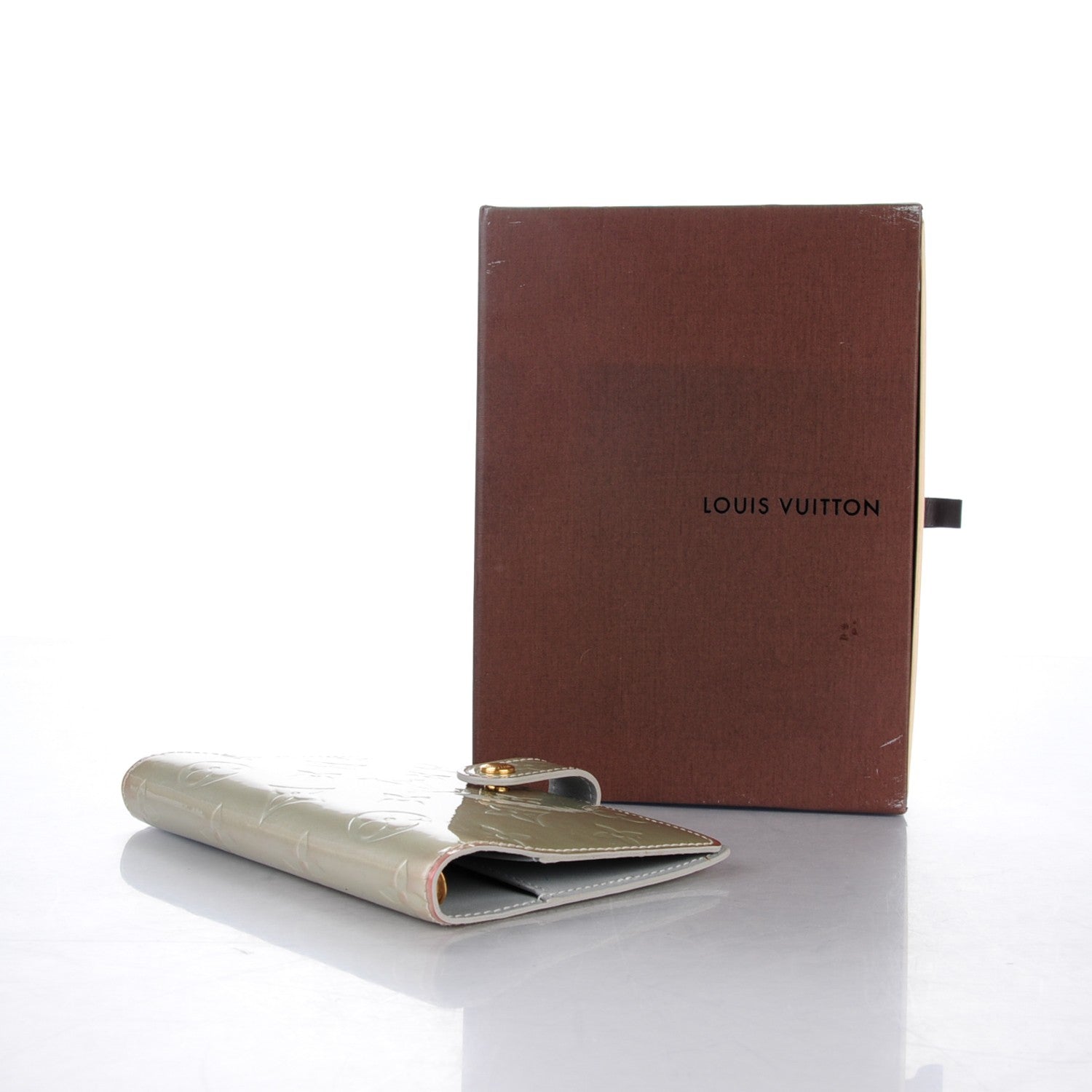 Louis Vuitton Vernis Small Ring Agenda Cover Gris 5 of 15