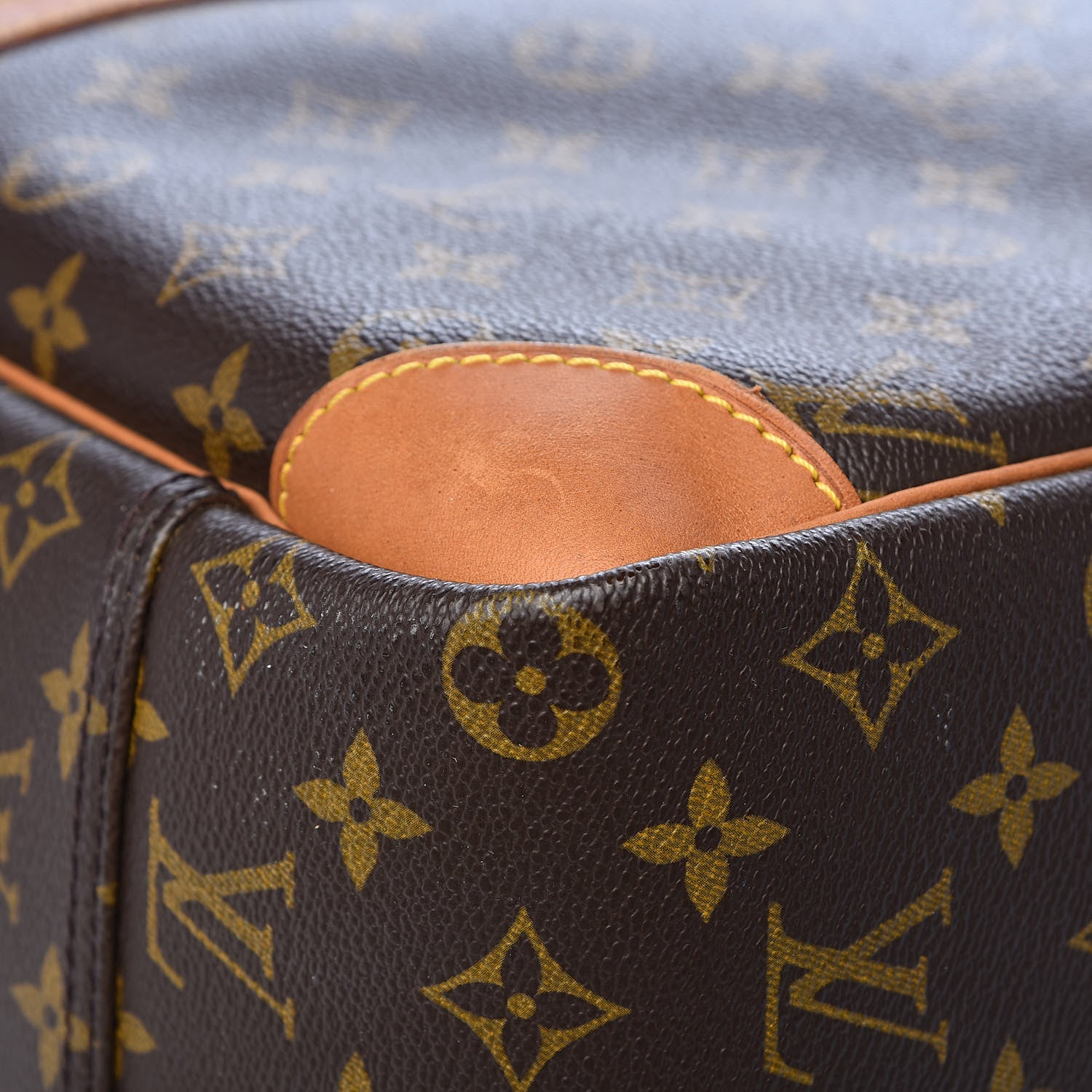 Louis Vuitton Monogram Sirius 50 13 of 15