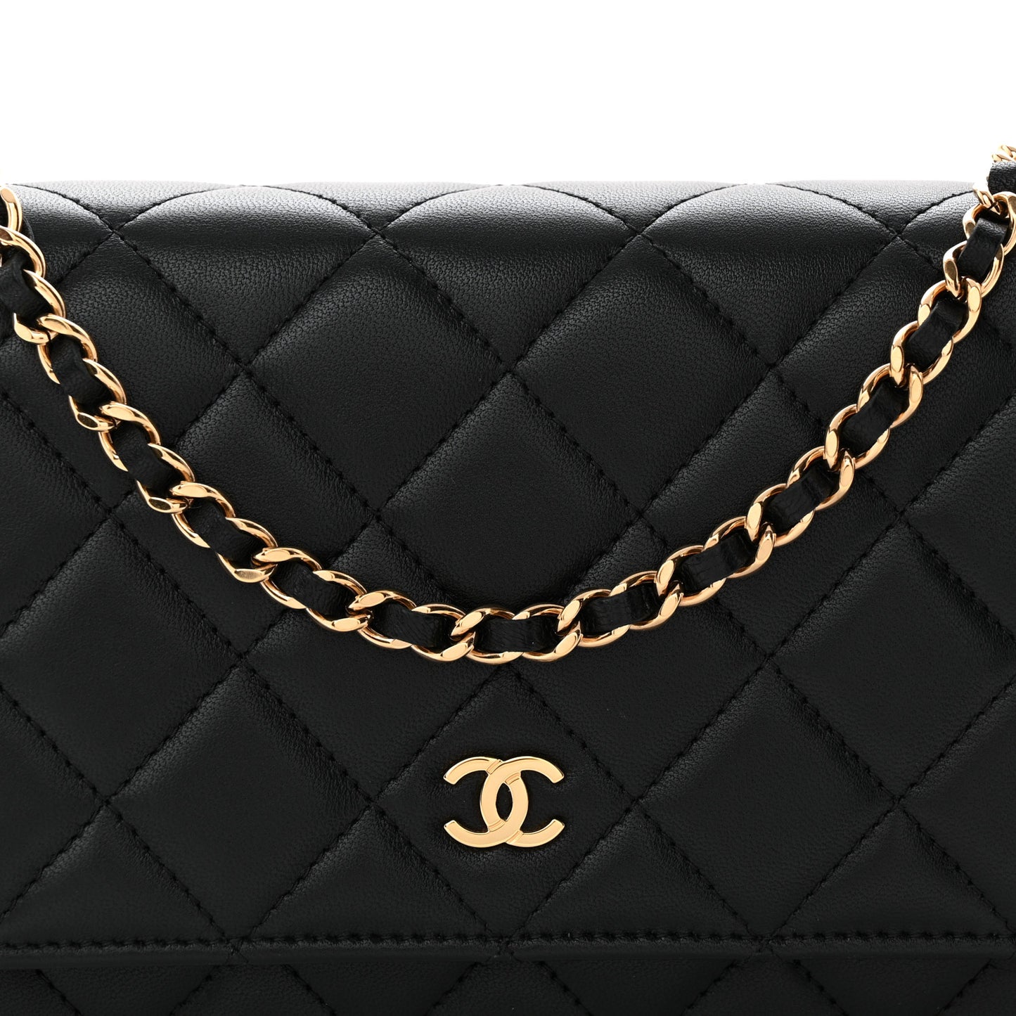 Lambskin Quilted Wallet On Chain WOC Black