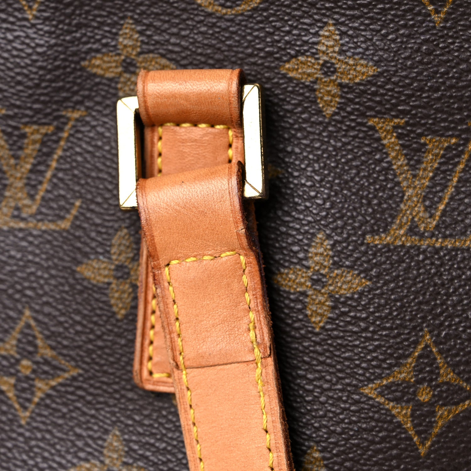 Louis Vuitton Monogram Cabas Mezzo 14 of 17