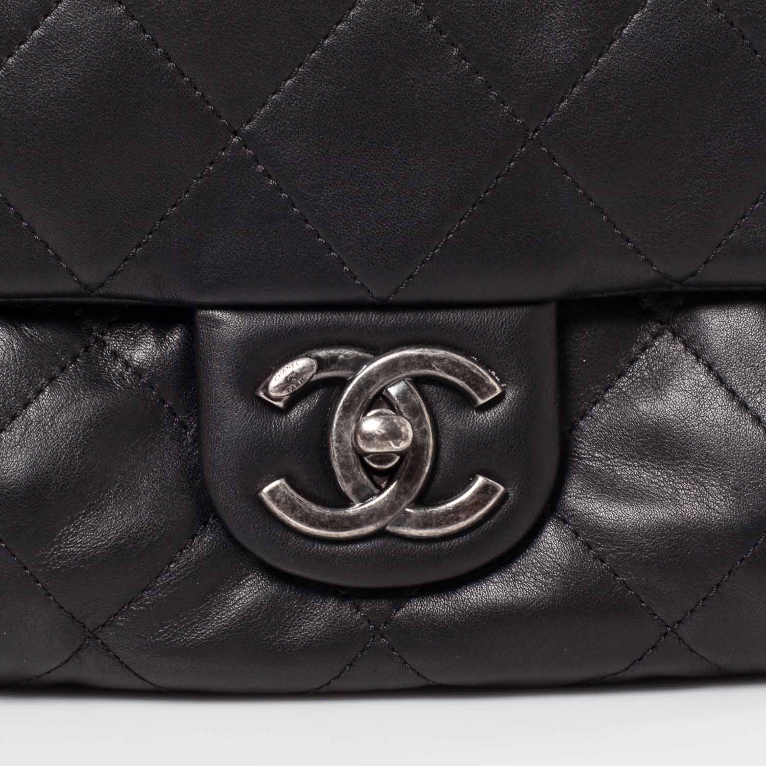 Chanel Calfskin Coco Pleats Messenger Flap Black 6 of 11