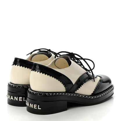 Chanel Lambskin Patent Calfskin CC Brogue Lace Up Oxfords 35.5 Ivory Black 4 of 9