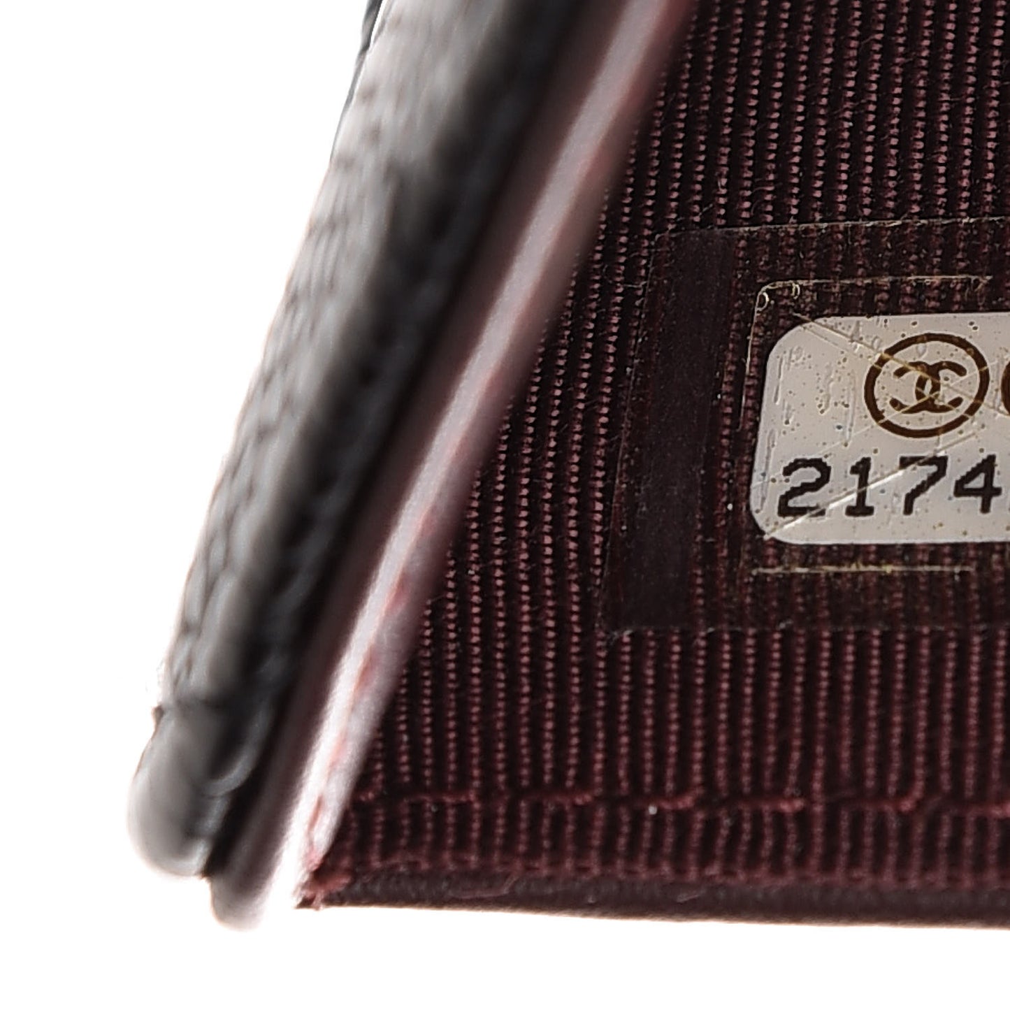 Caviar Quilted Zipped Pocket Wallet Black