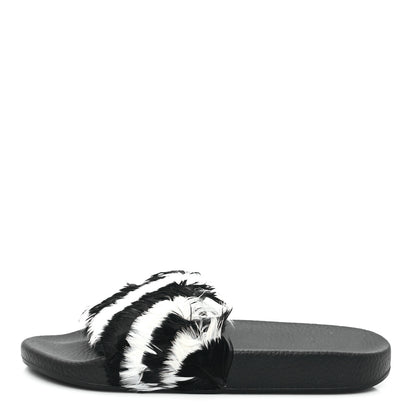 Valentino Garavani Rubber Feather Pool Slide Sandals 38 Black White 1 of 8
