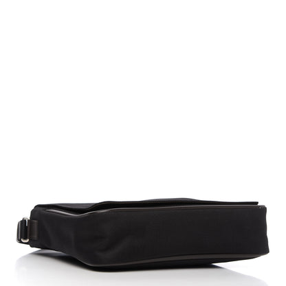 Louis Vuitton Damier Geant Messenger Bag Black 4 of 9