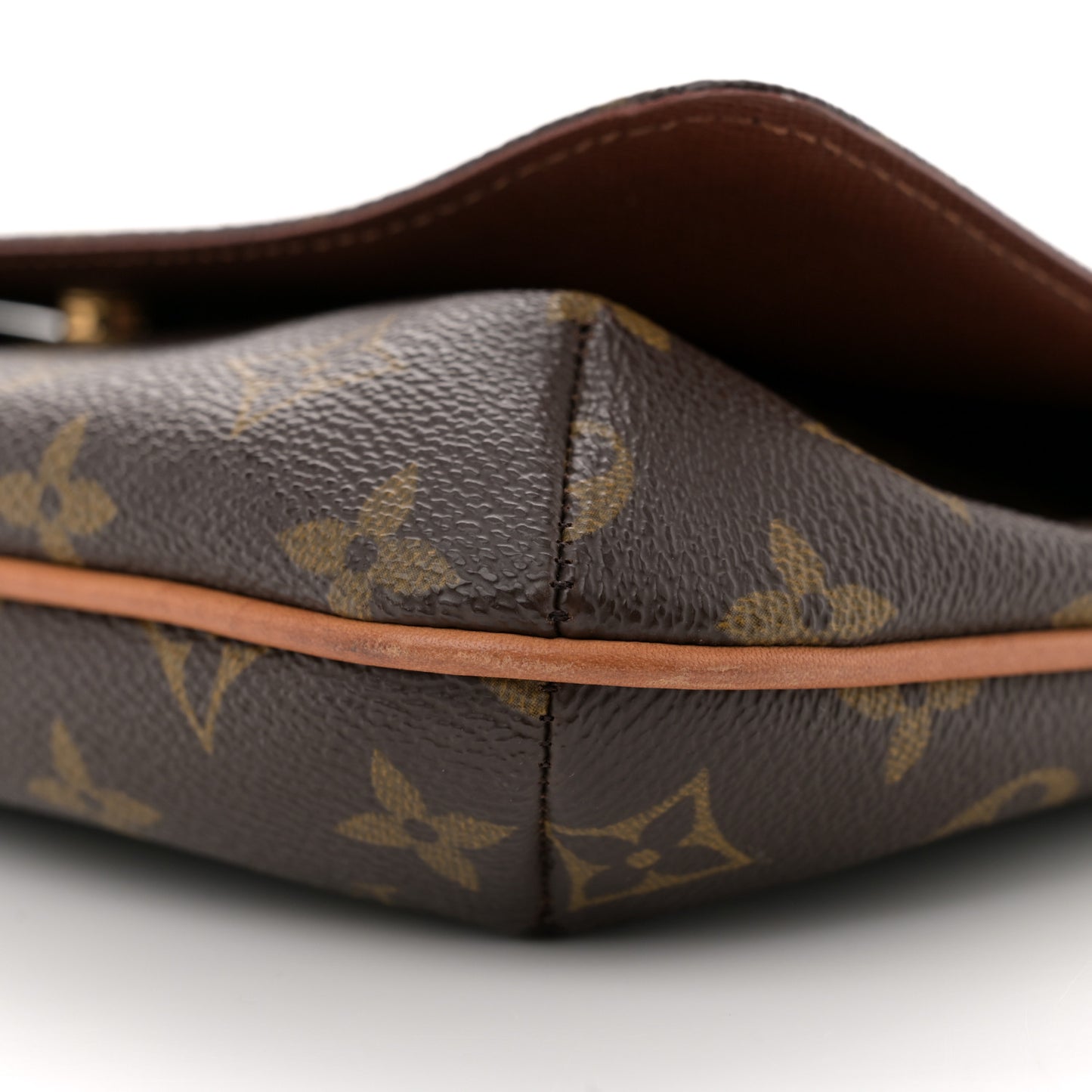 Monogram Musette Tango