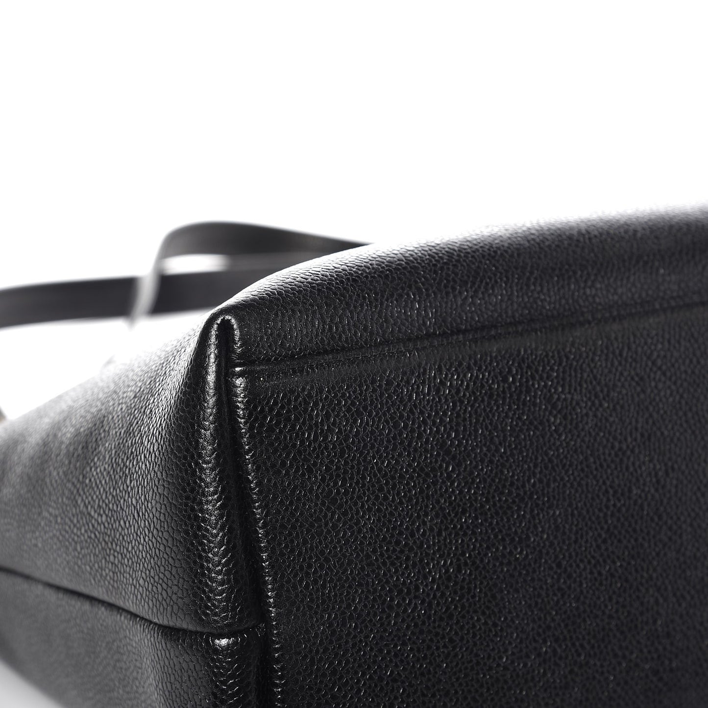 Caviar Large CC Shoulder Bag Black