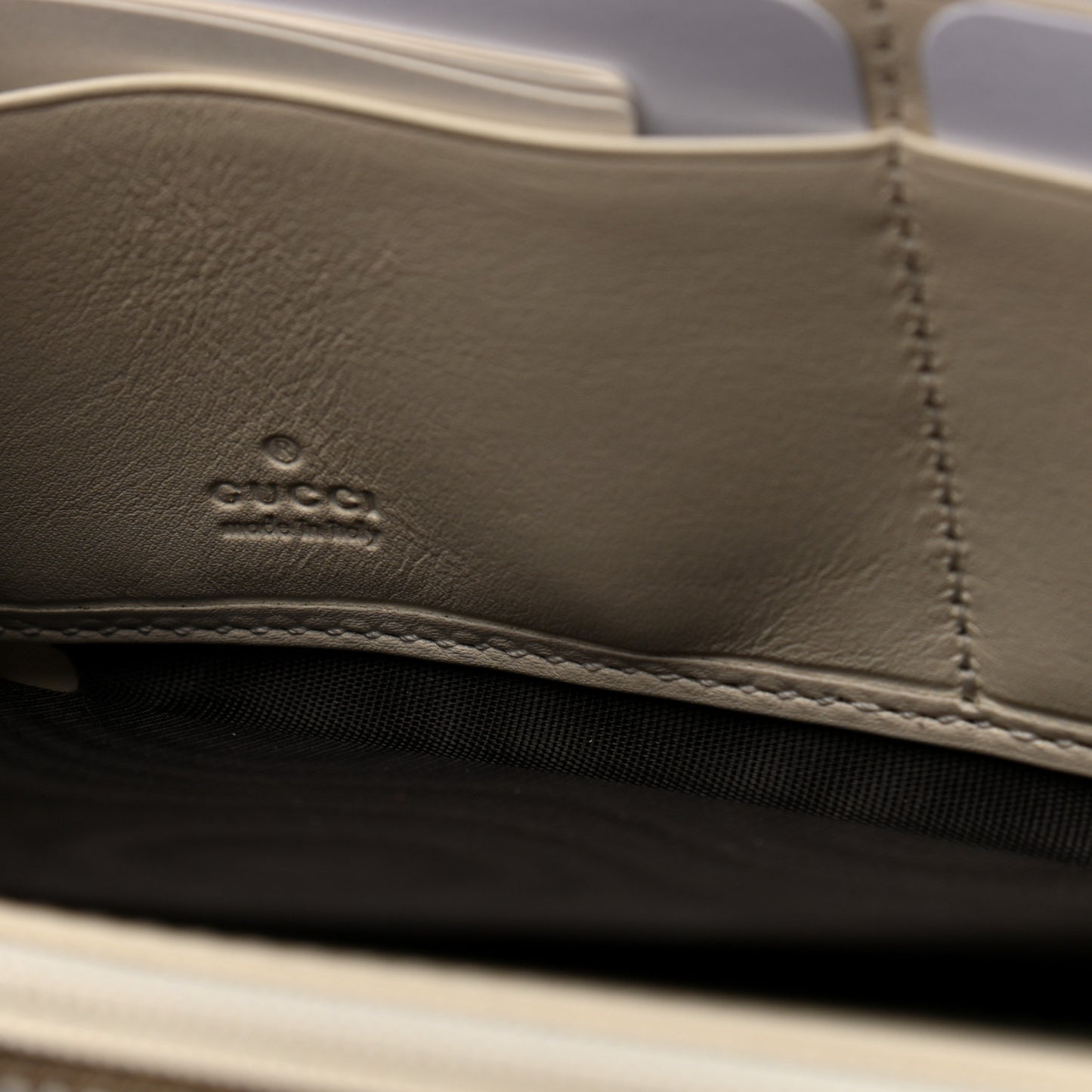 Calfskin Matelasse GG Marmont Zip Around Wallet White