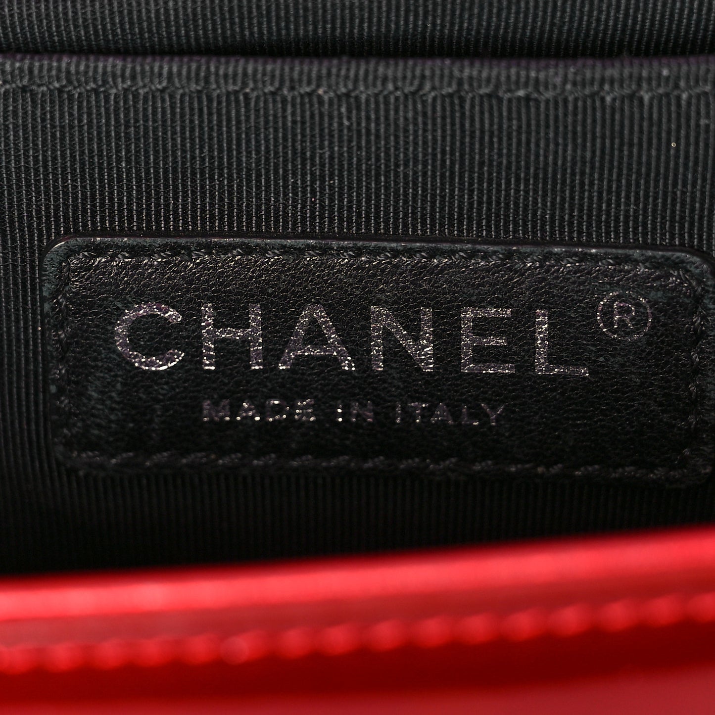 Metallic Patent Calfskin Quilted Medium Boy Flap Red
