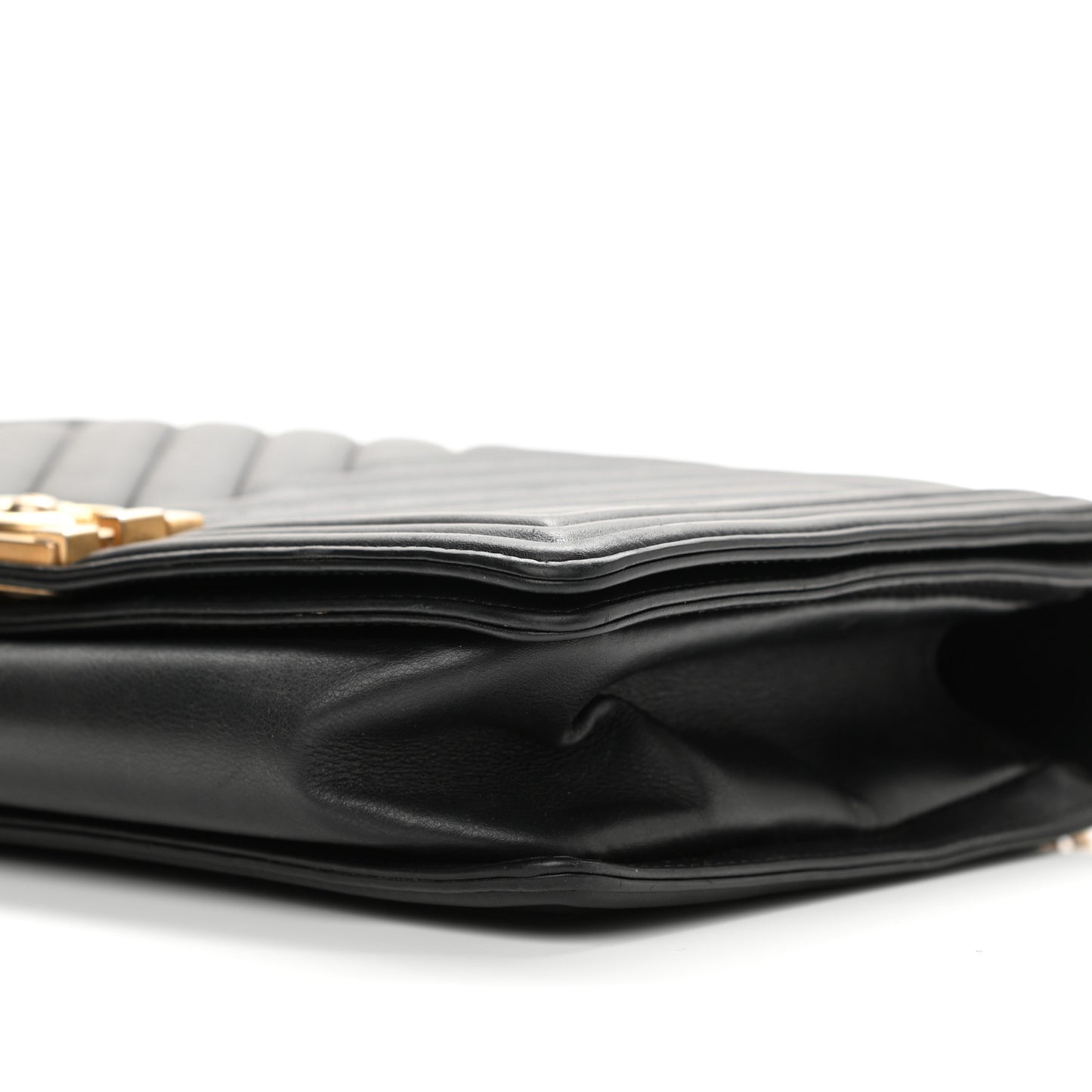 Lambskin Chevron Quilted Medium Boy Flap Black