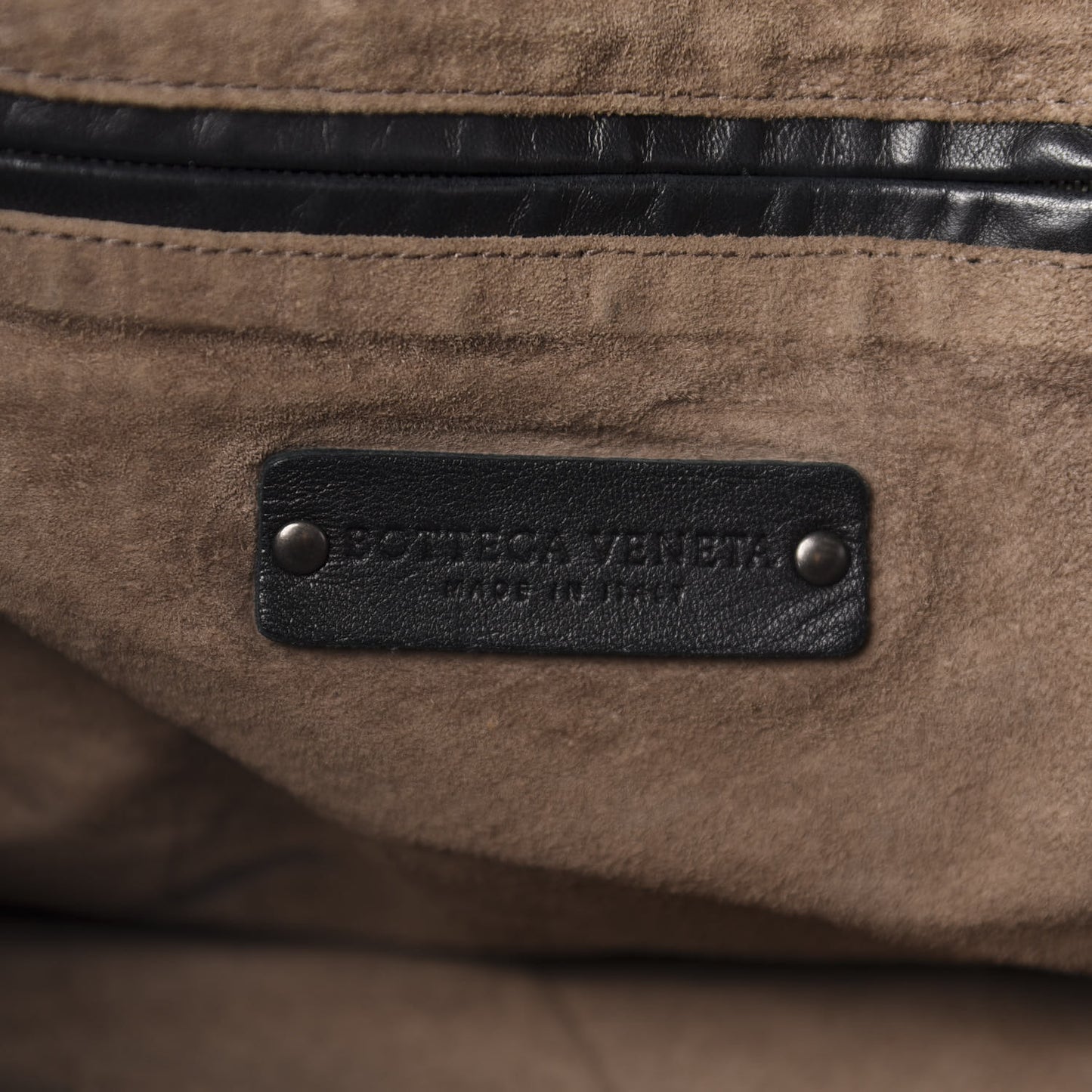 Nappa Intrecciato Medium Convertible Tote Black