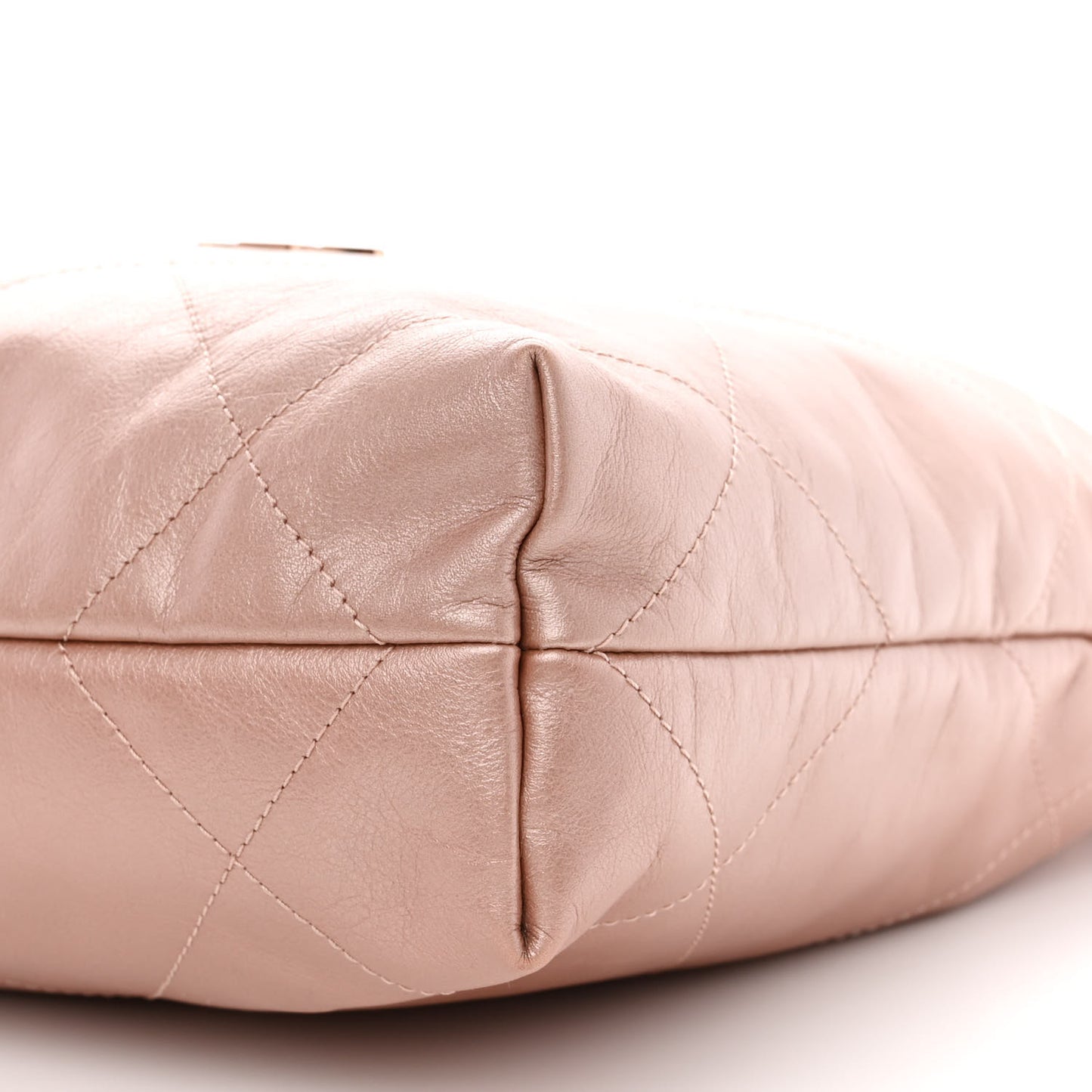 Metallic Calfskin Quilted Small Chanel 22 Pink