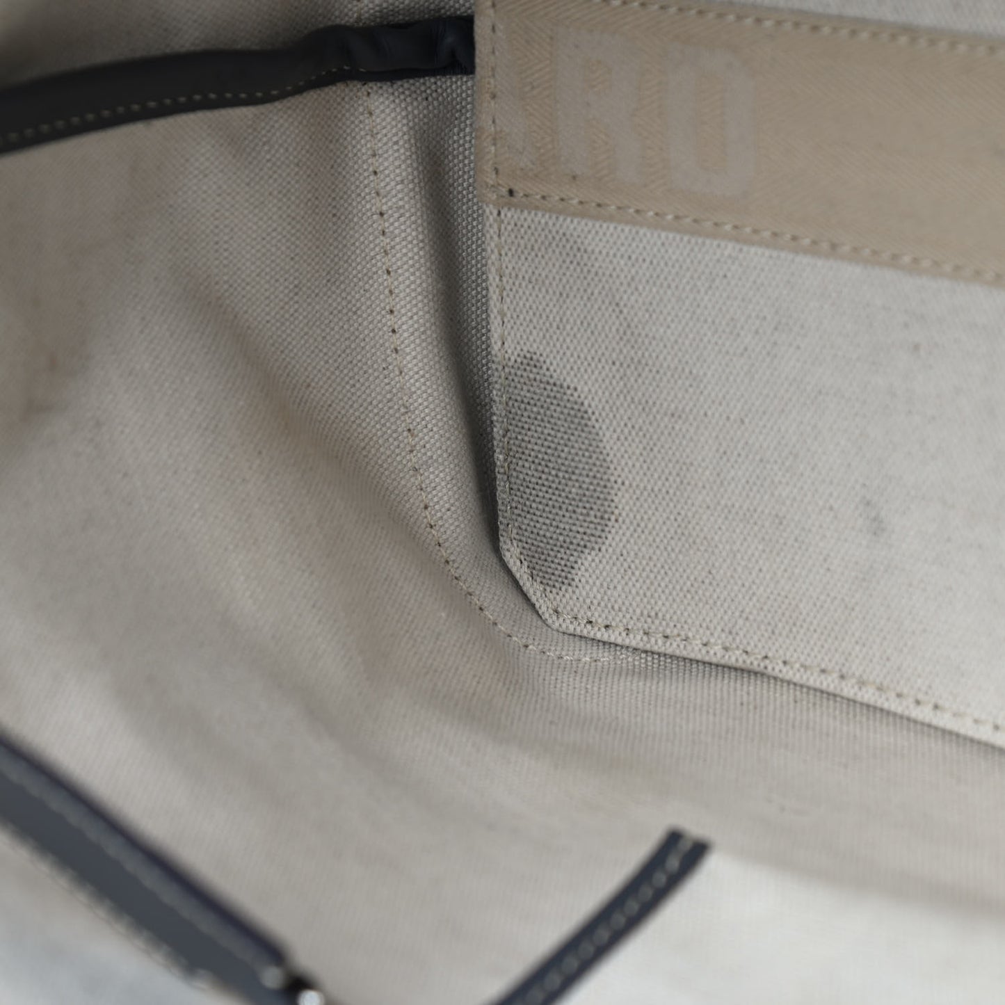 Goyardine Bellechasse MM Grey