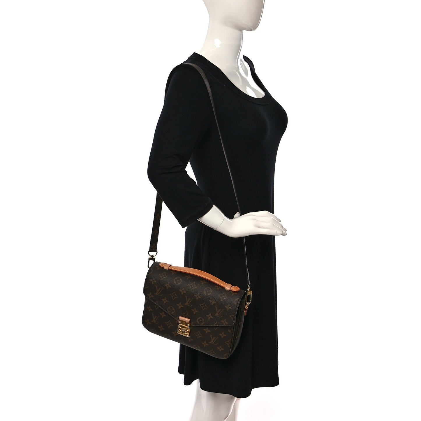 Monogram Pochette Metis
