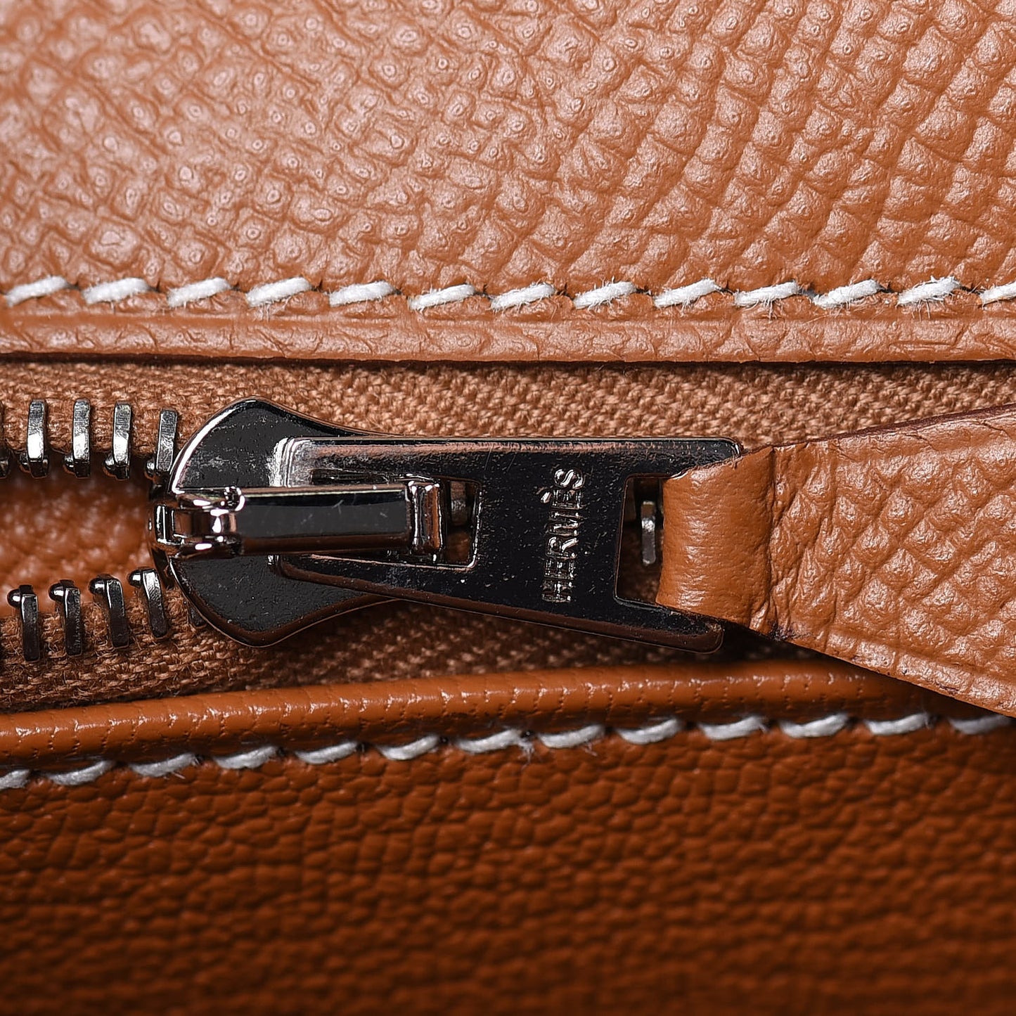 Epsom Kelly Sellier 25 Gold
