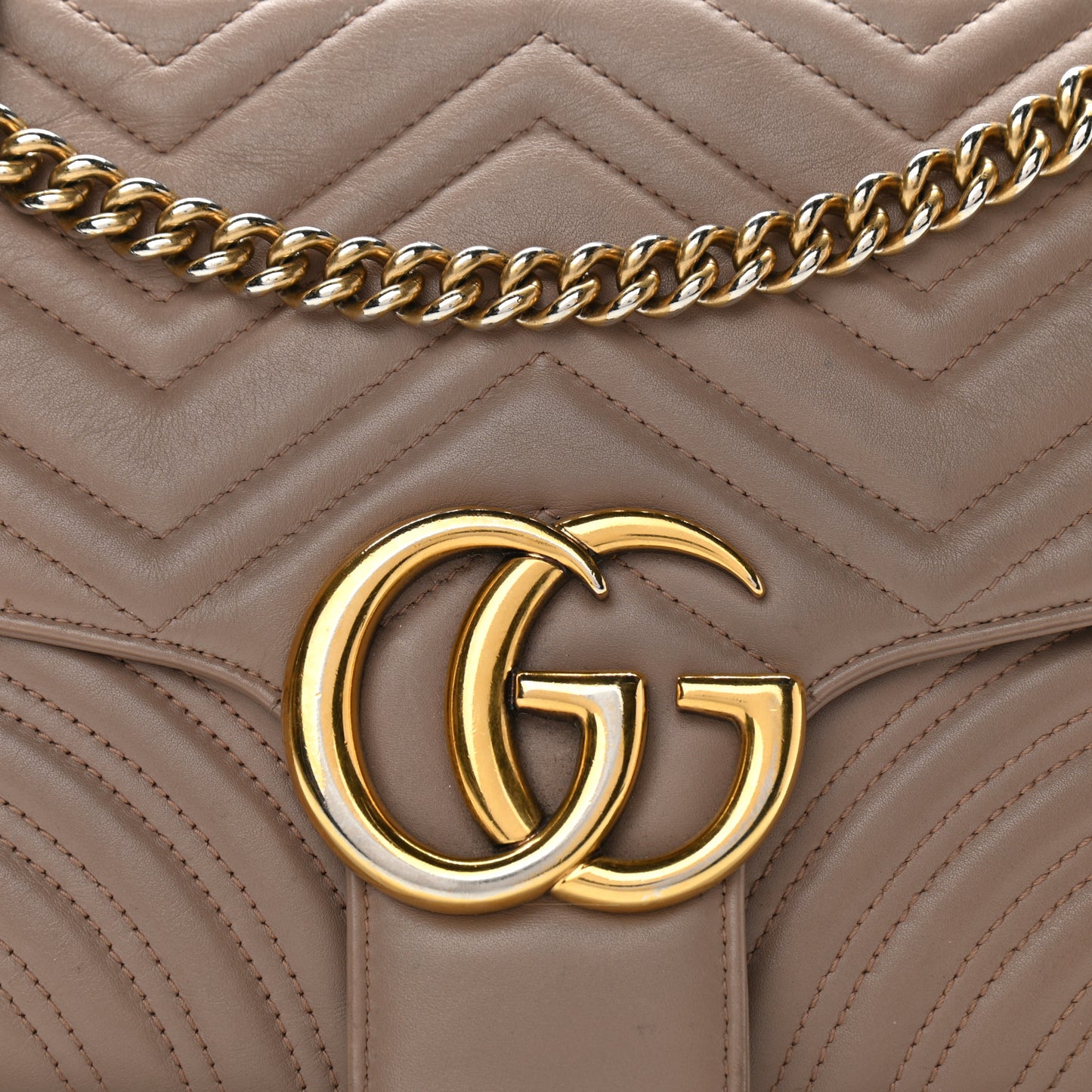 Calfskin Matelasse Medium GG Marmont Shoulder Bag Porcelain Rose