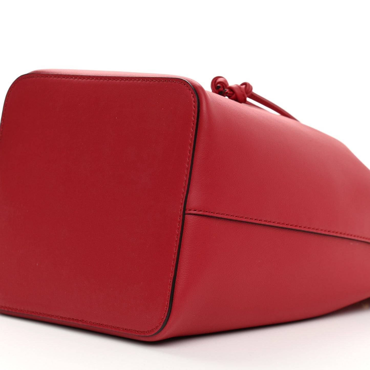 Vitello Grace Matte F is Fendi Grande Mon Tresor Bucket Bag Fragola