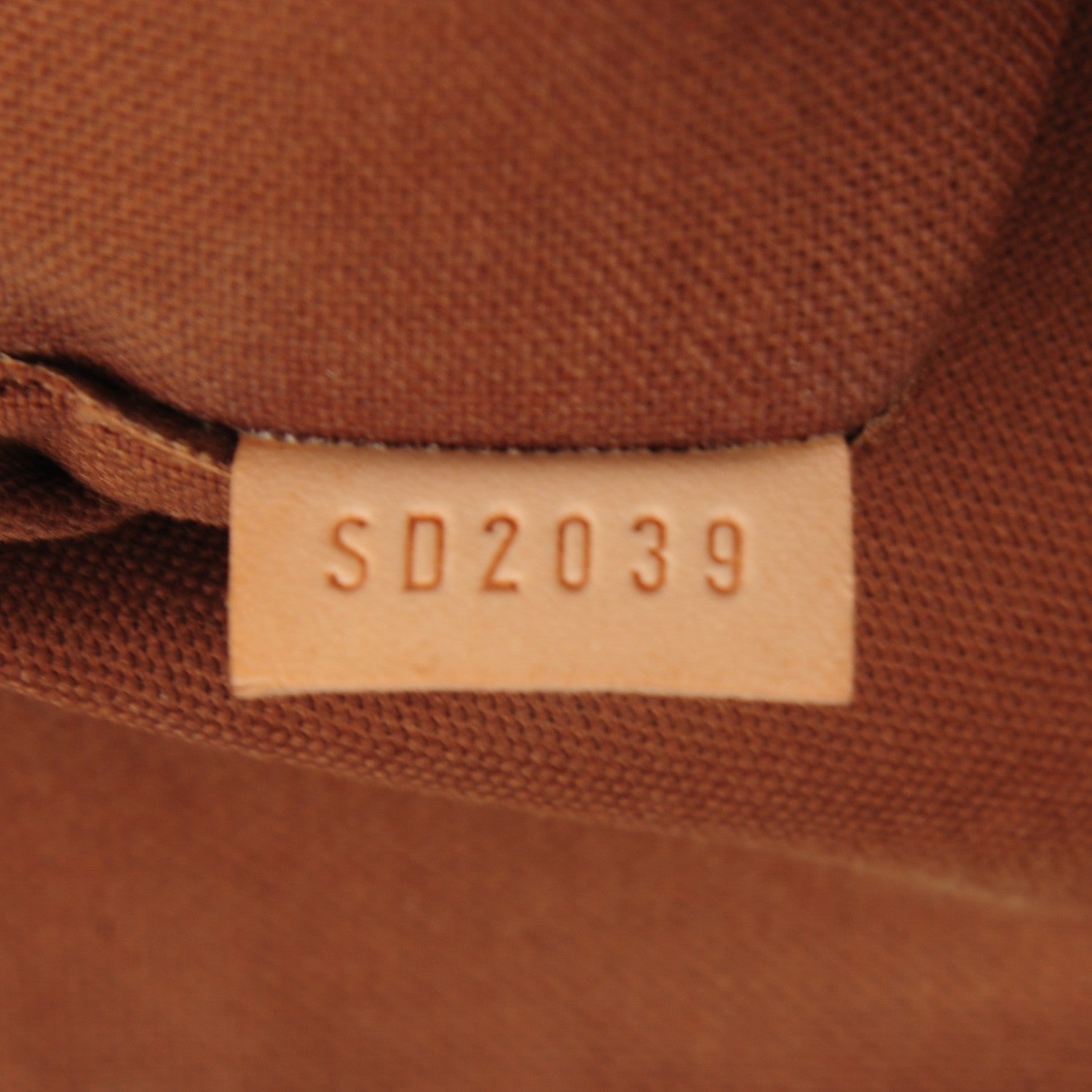 Louis Vuitton Monogram Tivoli GM 7 of 7