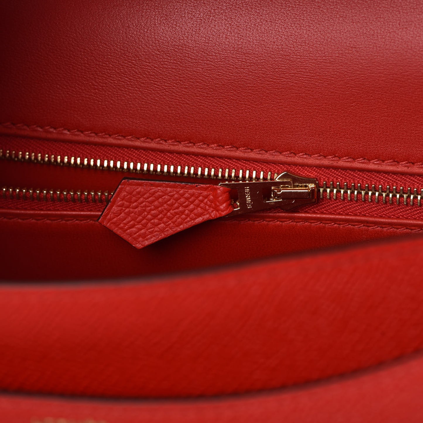Epsom Constance 24 Rouge de Coeur