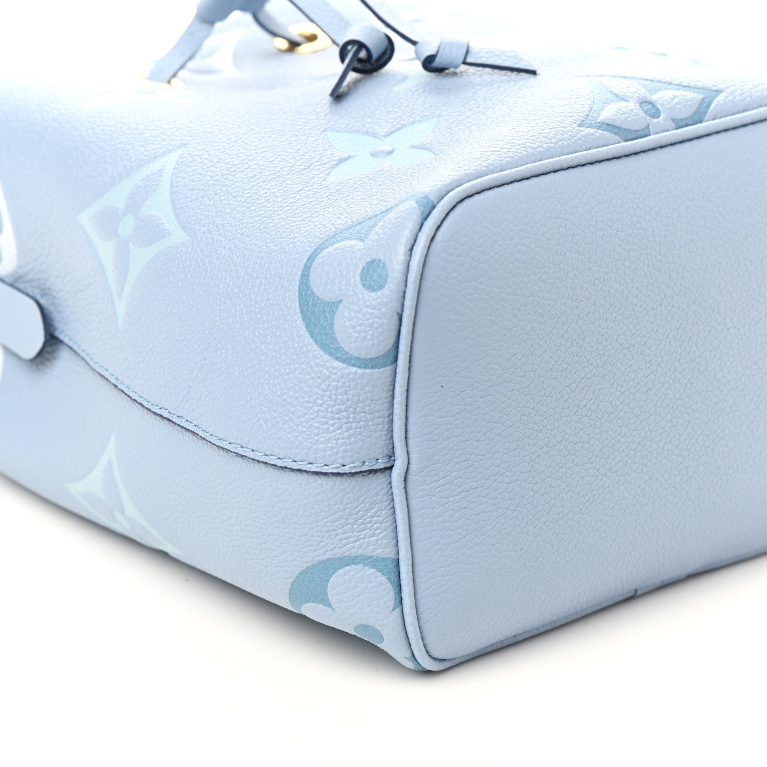 Louis Vuitton Empreinte Monogram Giant By The Pool Neonoe BB Summer Blue 8 of 9