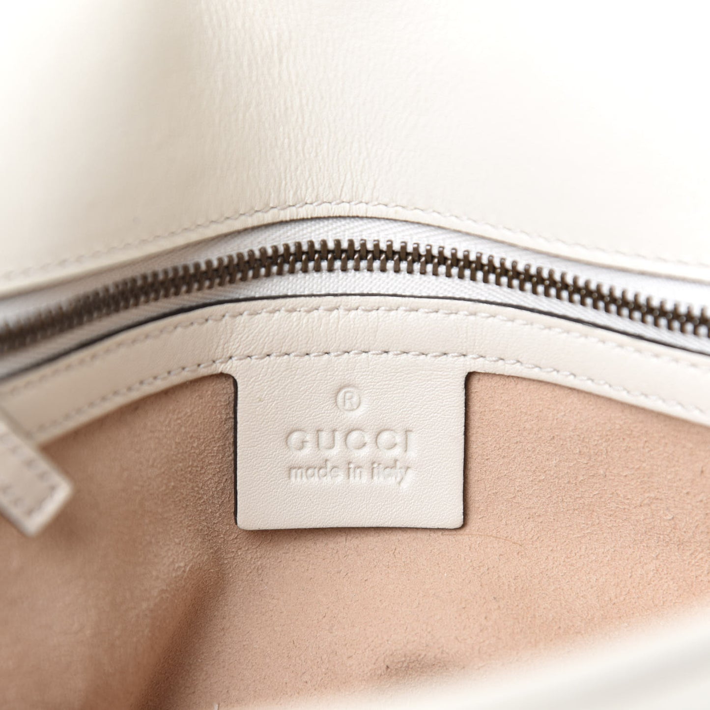 Calfskin Matelasse Small GG Marmont Shoulder Bag White