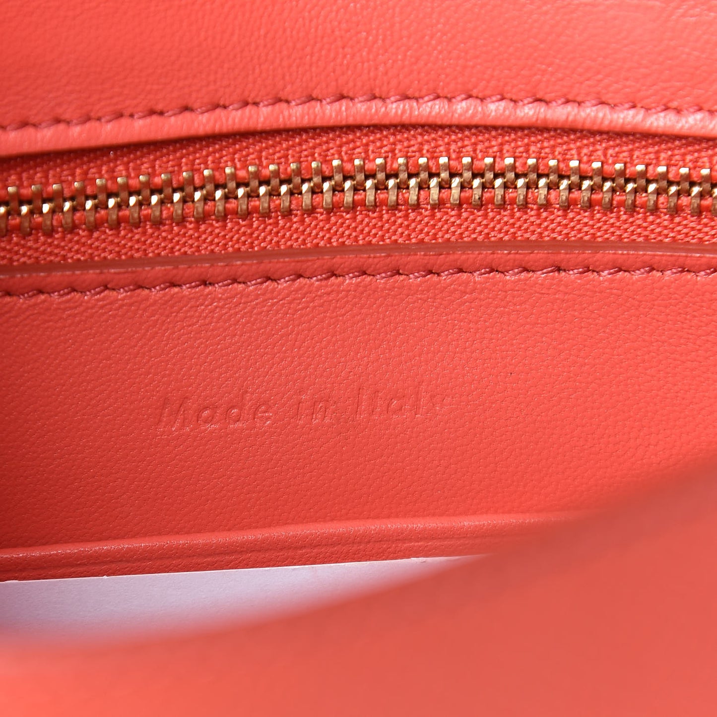 Grained Calfskin Small Trotteur Poppy
