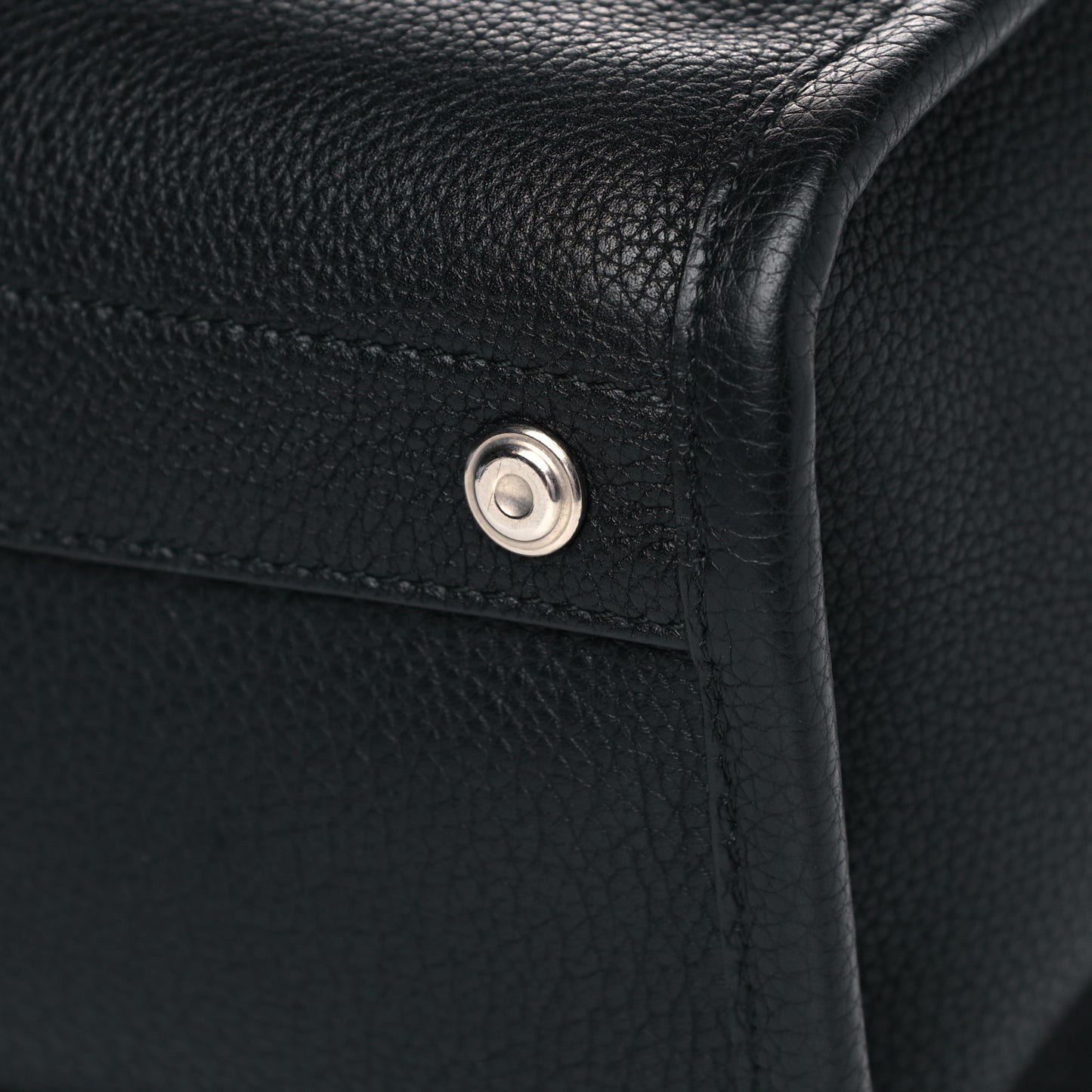 Veau Grana Medium Tool Satchel Black