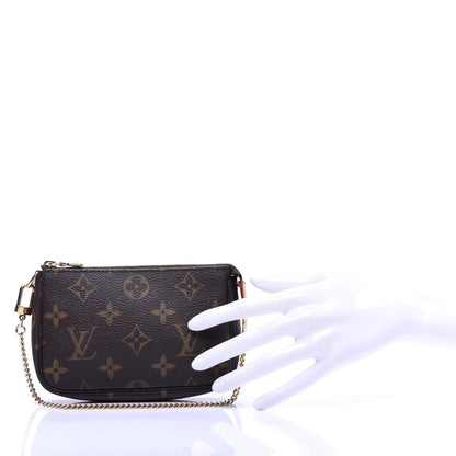 Louis Vuitton Monogram Mini Pochette Accessories 2 of 7