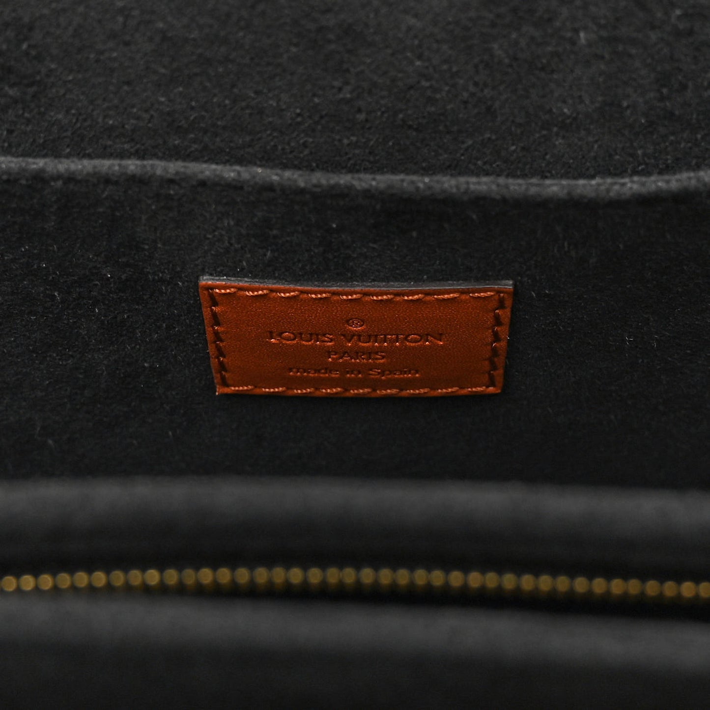 Reverse Monogram Dauphine MM
