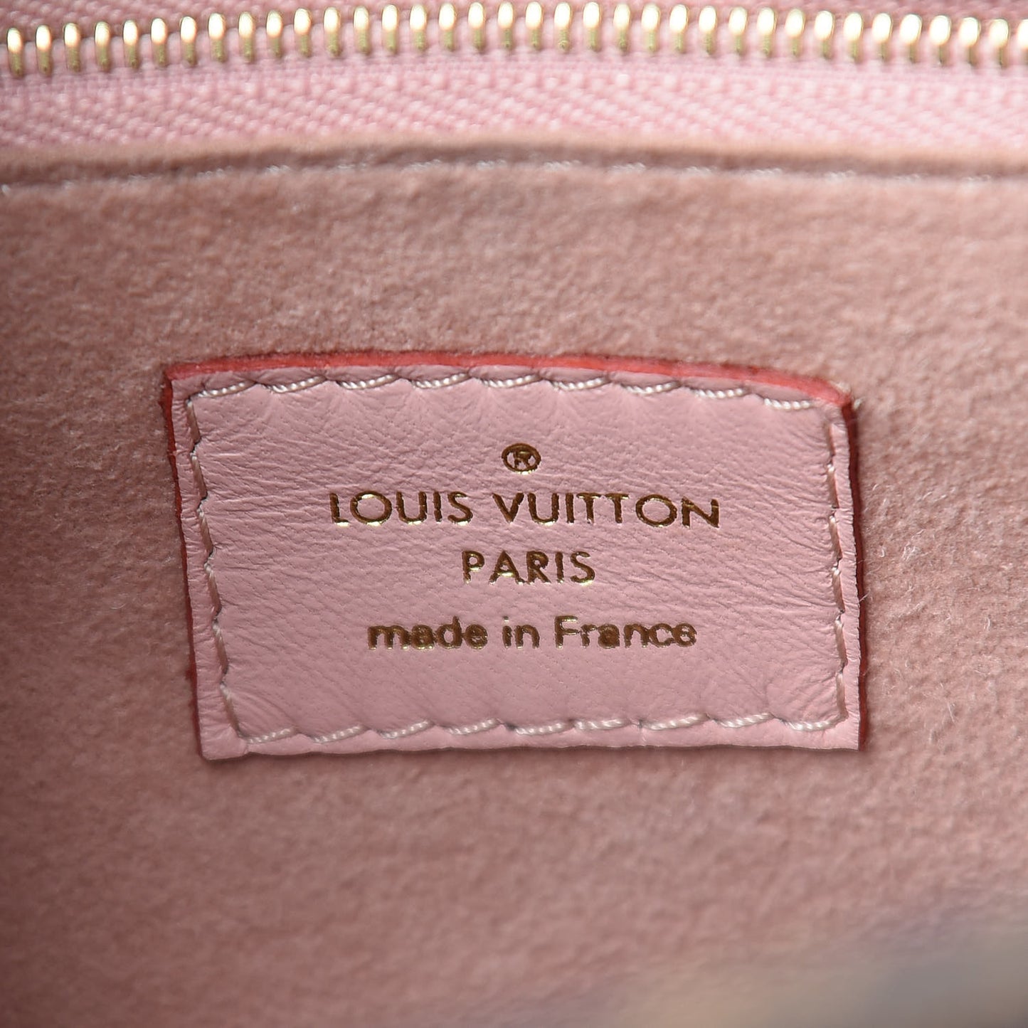 Grained Calfskin Monogram Double V Rose Poudre