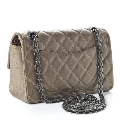 Chanel Metallic Calfskin Quilted 2.55 Reissue 224 Flap Gold 3 of 10