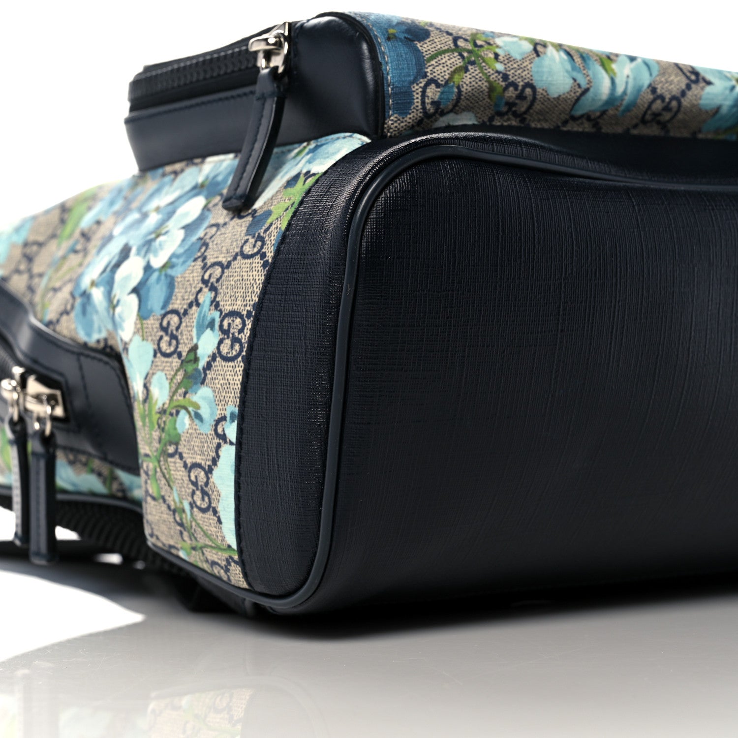 Gucci GG Supreme Blooms Monogram Medium Day Backpack Blue 9 of 14