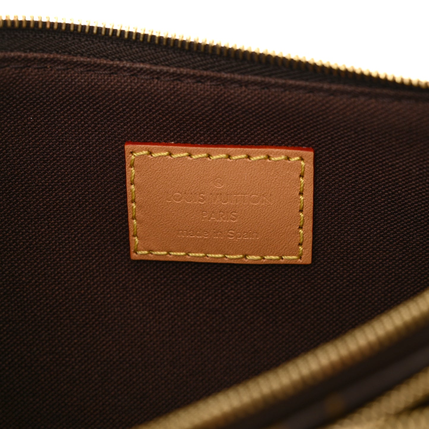 Monogram Liv Pochette