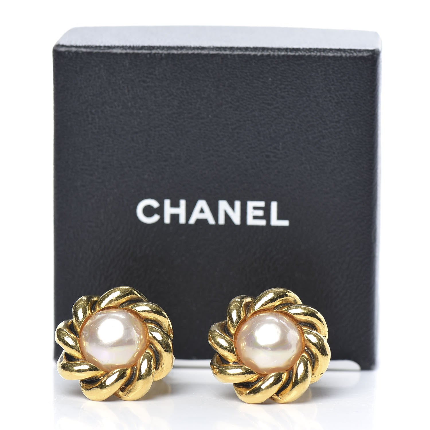 Chanel Pearl Clip On Earrings Gold 5 of 5
