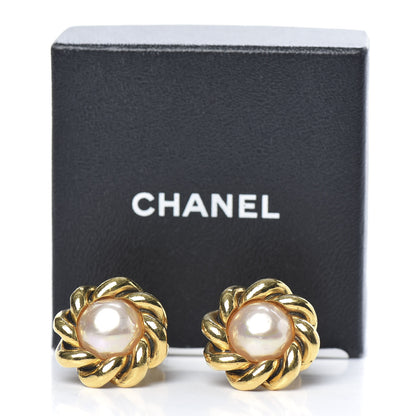 Chanel Pearl Clip On Earrings Gold 5 of 5